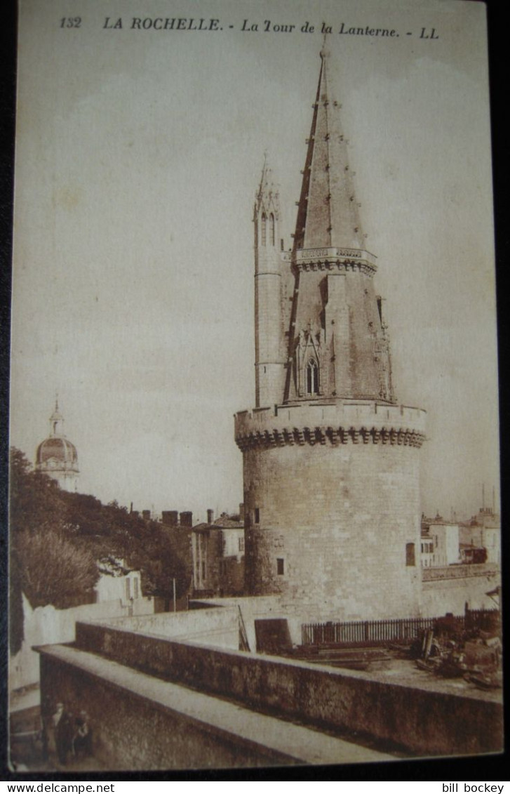 CPA Années 1920 LA ROCHELLE Le Tour De La Lanterne  TBE - La Rochelle