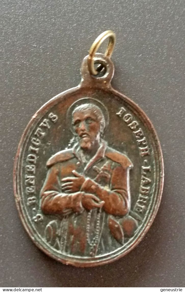 Pendentif Médaille Religieuse Fin XIXe "Saint Benoit-Joseph Labre, Né à Amettes (Pas-de-Calais) / Sainte Marie" - Religión & Esoterismo