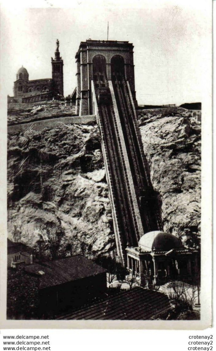 13 MARSEILLE N°62 L'Ascenseur Et Notre Dame De La Garde VOIR DOS - Notre-Dame De La Garde, Ascenseur