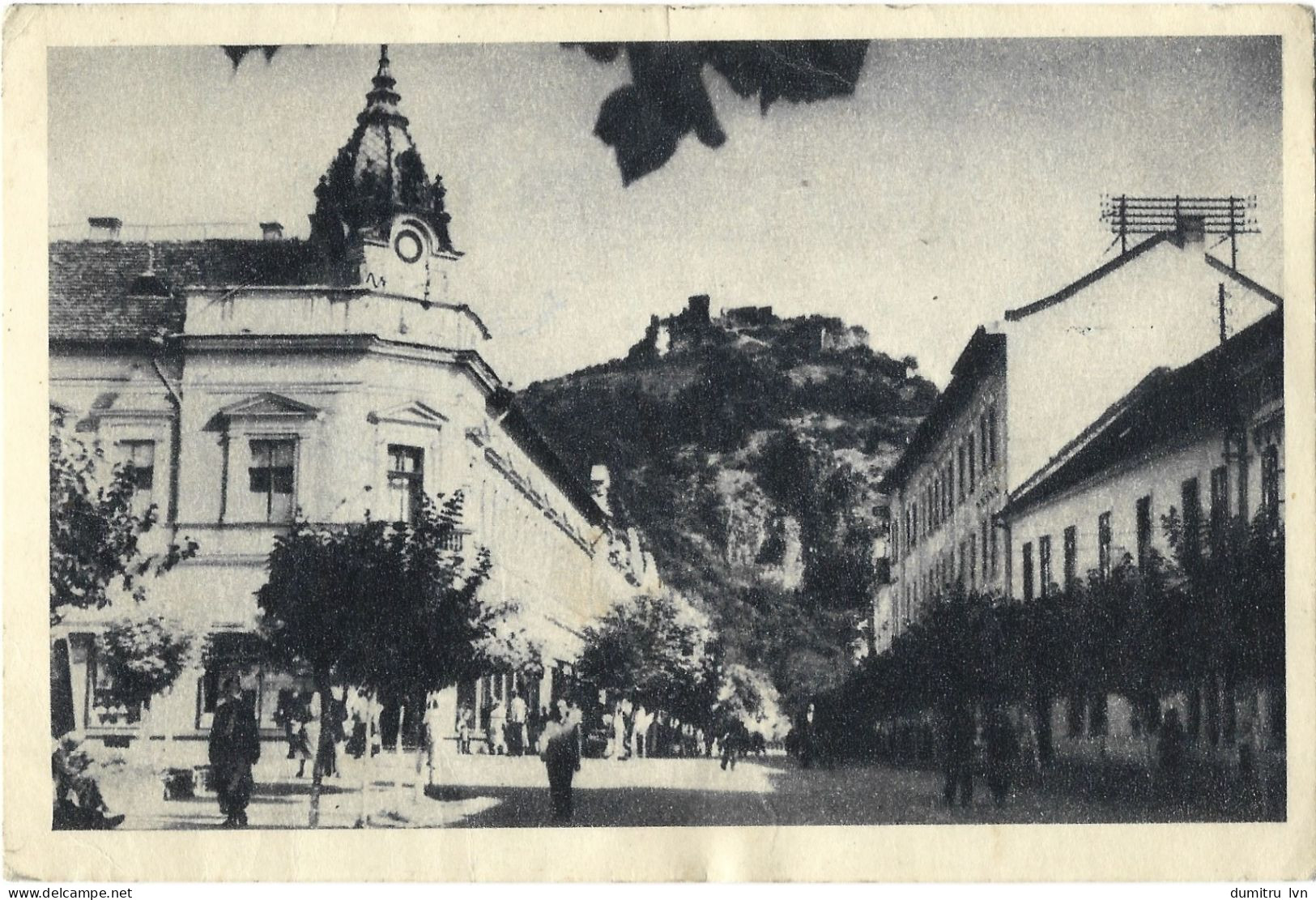 ROMANIA DEVA - VIEW FROM KARL MARX STREET, BUILDINGS, ARCHITECTURE, PEOPLE, DEVA FORTRESS - Roumanie