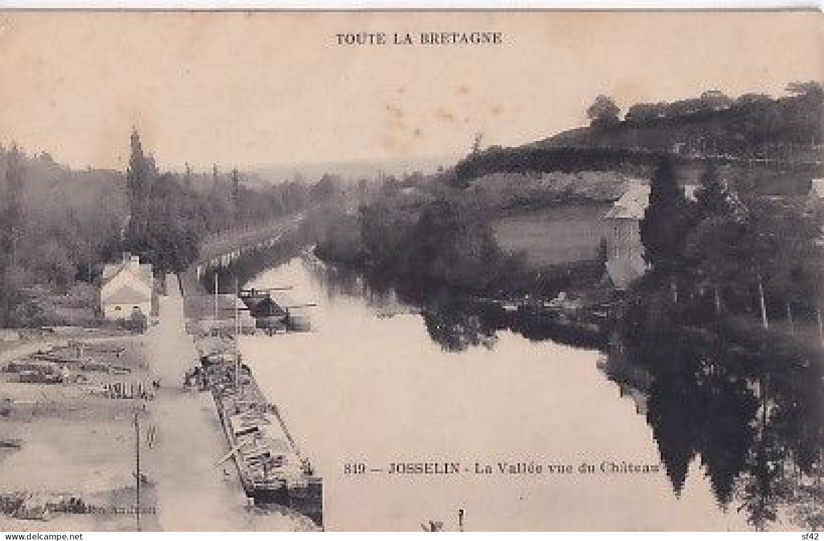 TOUTE LA BRETAGNE      JOSSELIN          La Vallée Vue Du Chateau      Péniche - Josselin