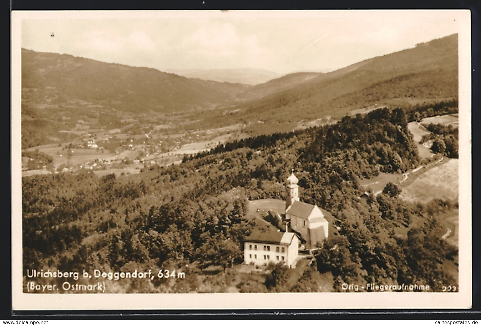 AK Ulrichsberg B. Deggendorf, Hügelkapelle Vom Flugzeug Aus  - Deggendorf