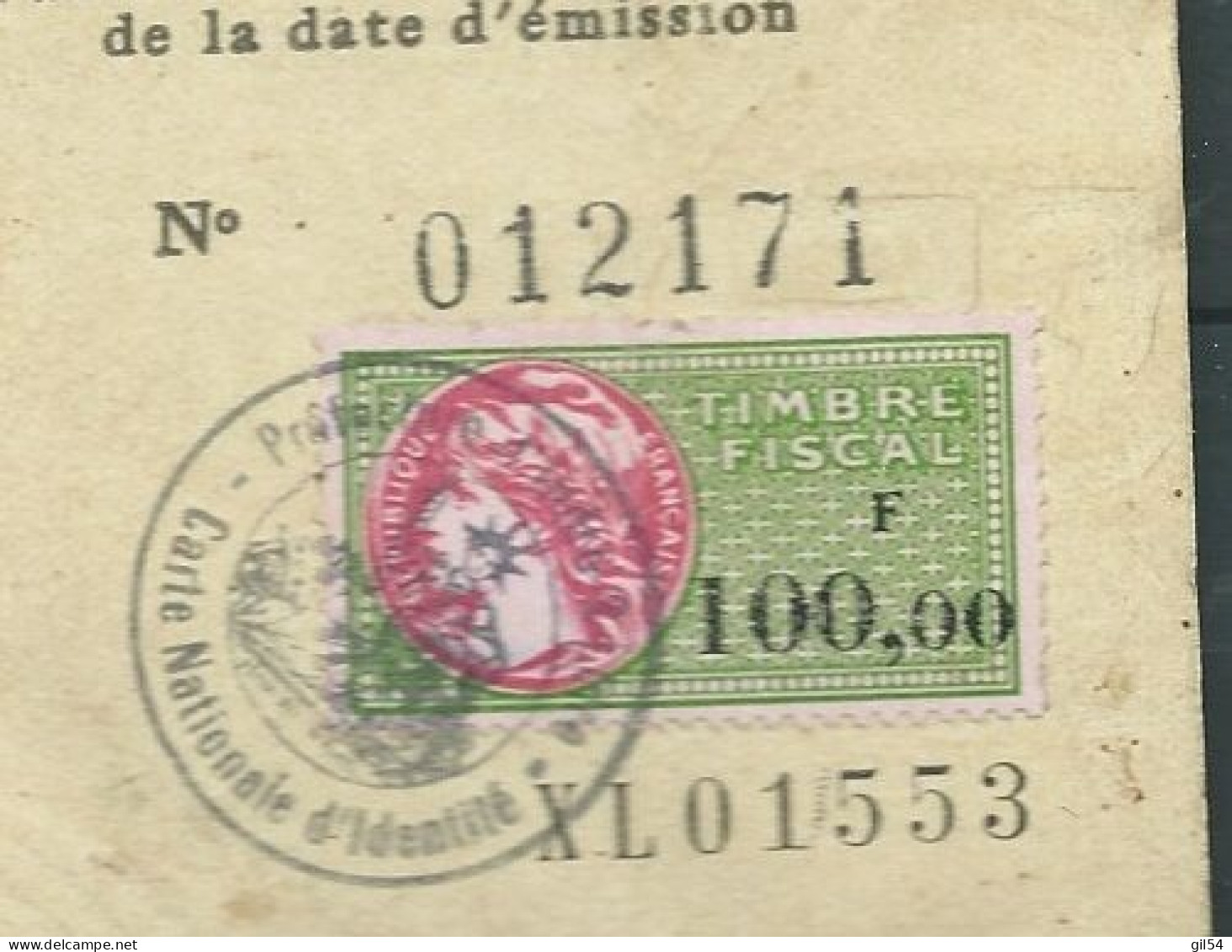 Timbre Fiscal De 100 FRANCS SUR PIECE D'identité& Expirée  Confectionnée Le 23 JUIN 1982  -    LP 32902 - Lettres & Documents