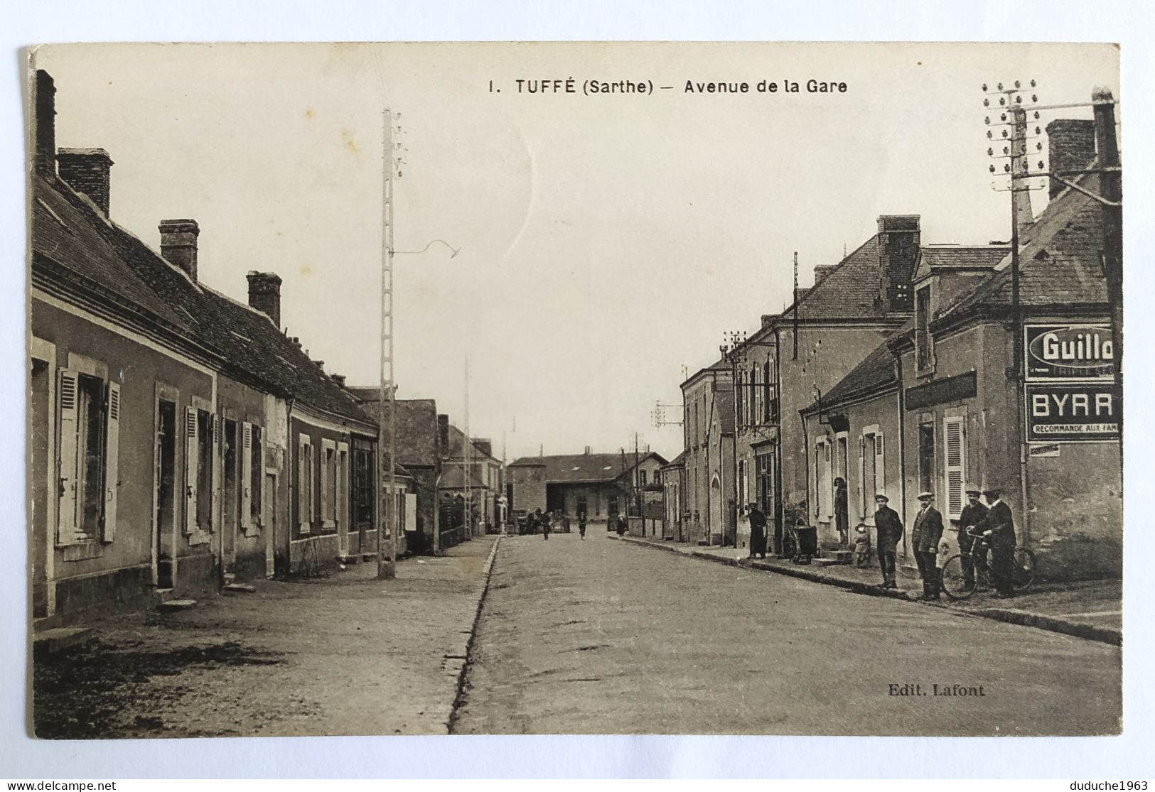 CPA - 72.Tuffé - Avenue De La Gare - Tuffe