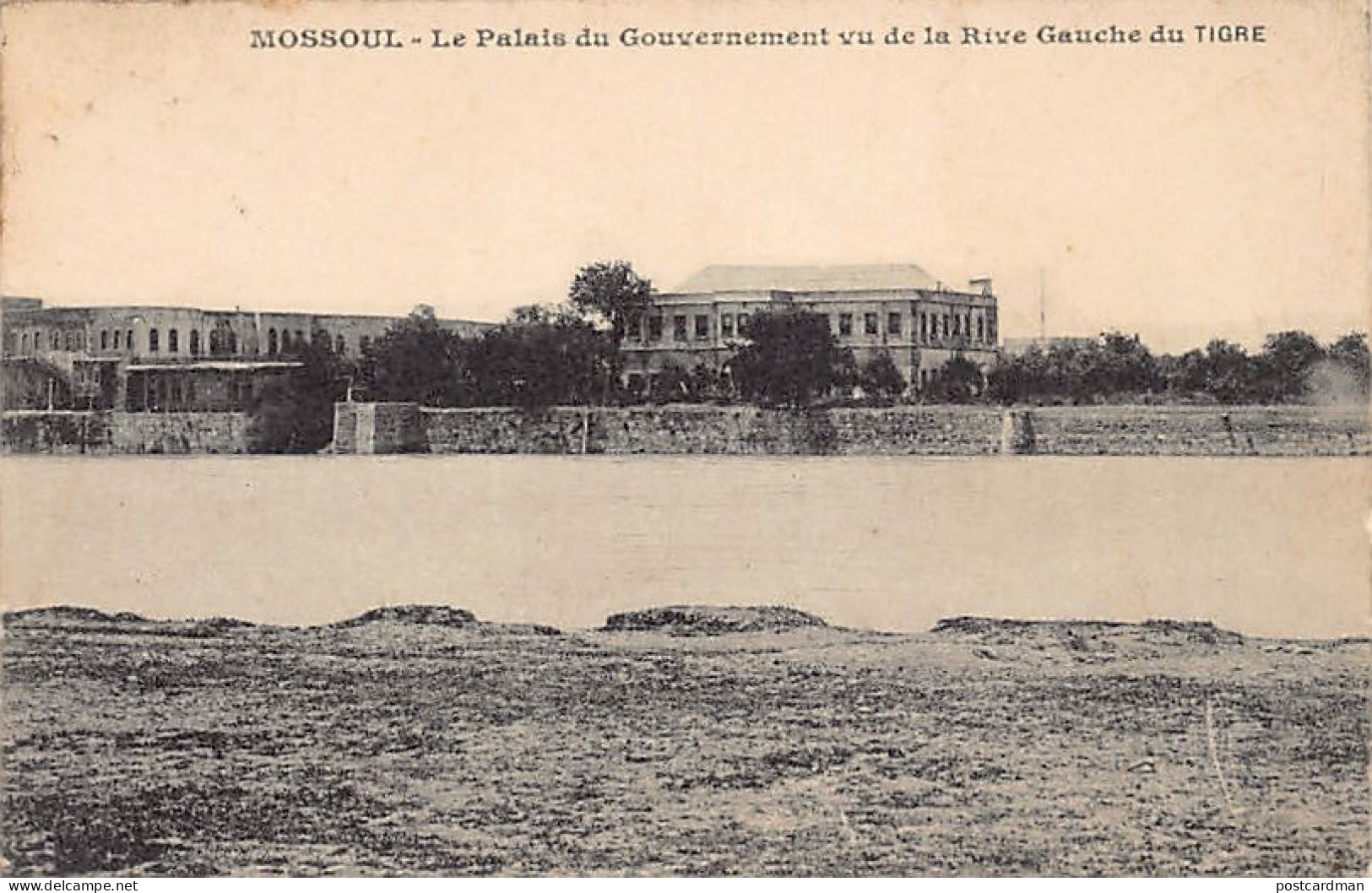 Iraq - MOSUL - The Governor's Palace Viewed From The Left Bank Of The Tigris River - Publ. Unknown  - Iraq