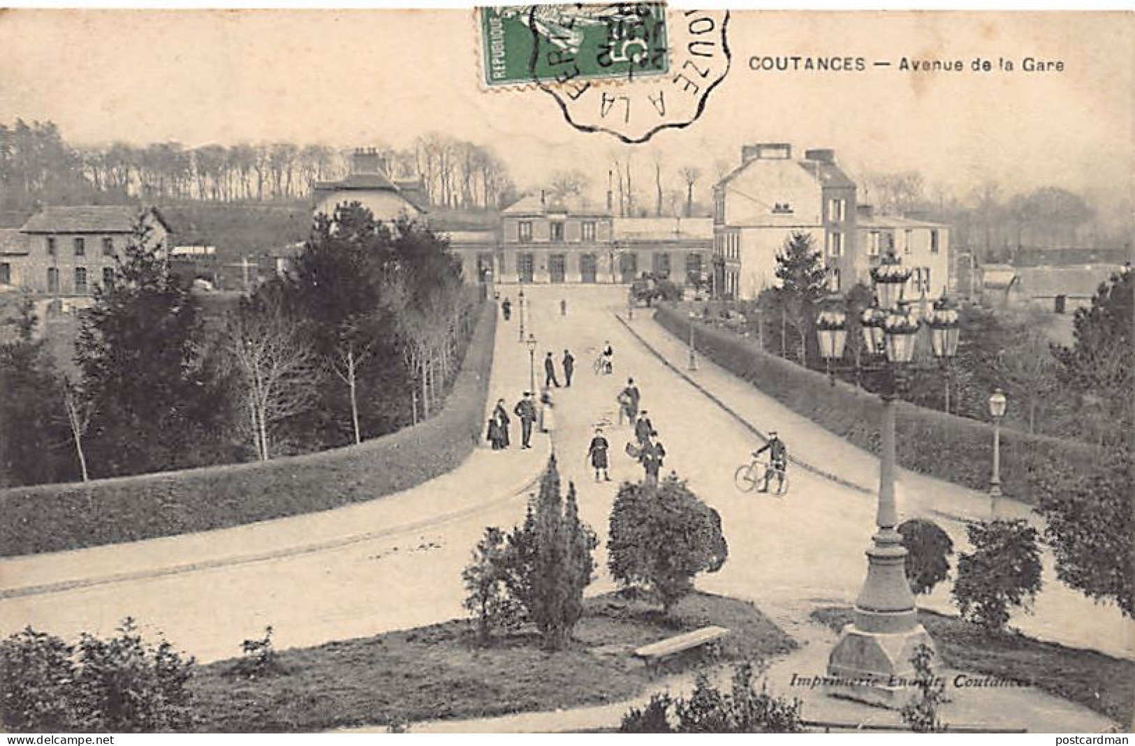 France - COUTANCES (50) Avenue De La Gare - Ed. Enault  - Coutances