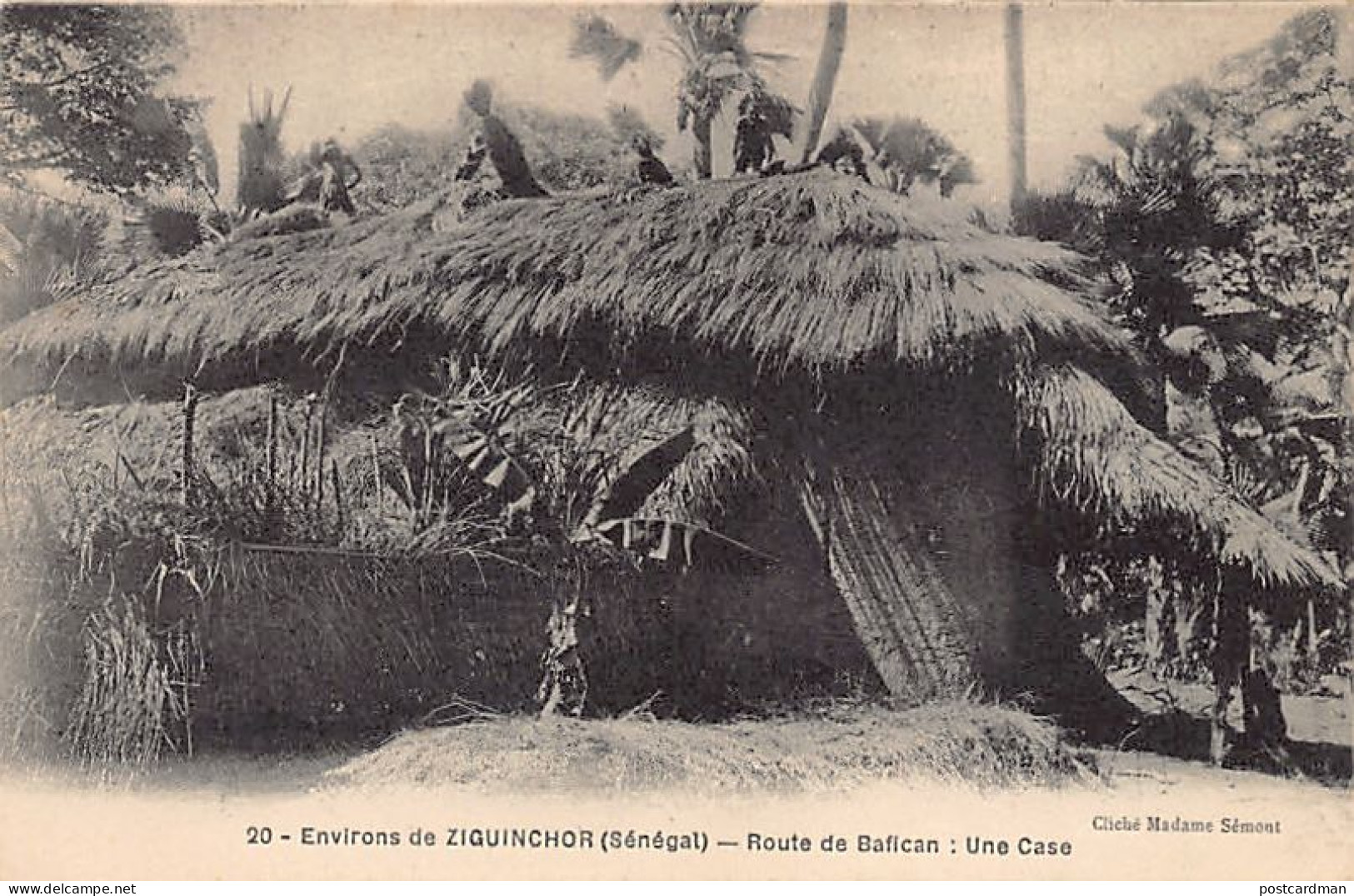 Sénégal - Environs De ZIGUINCHOR Casamance - Route De Bafican - Une Case - Ed. Mme Sémont 20 - Senegal
