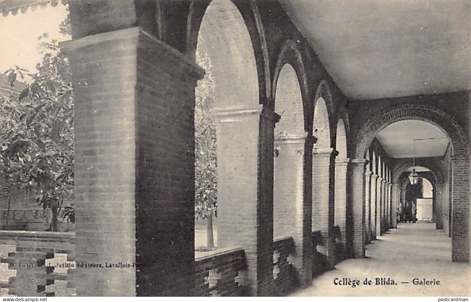 BLIDA - Collège - Galerie - Blida