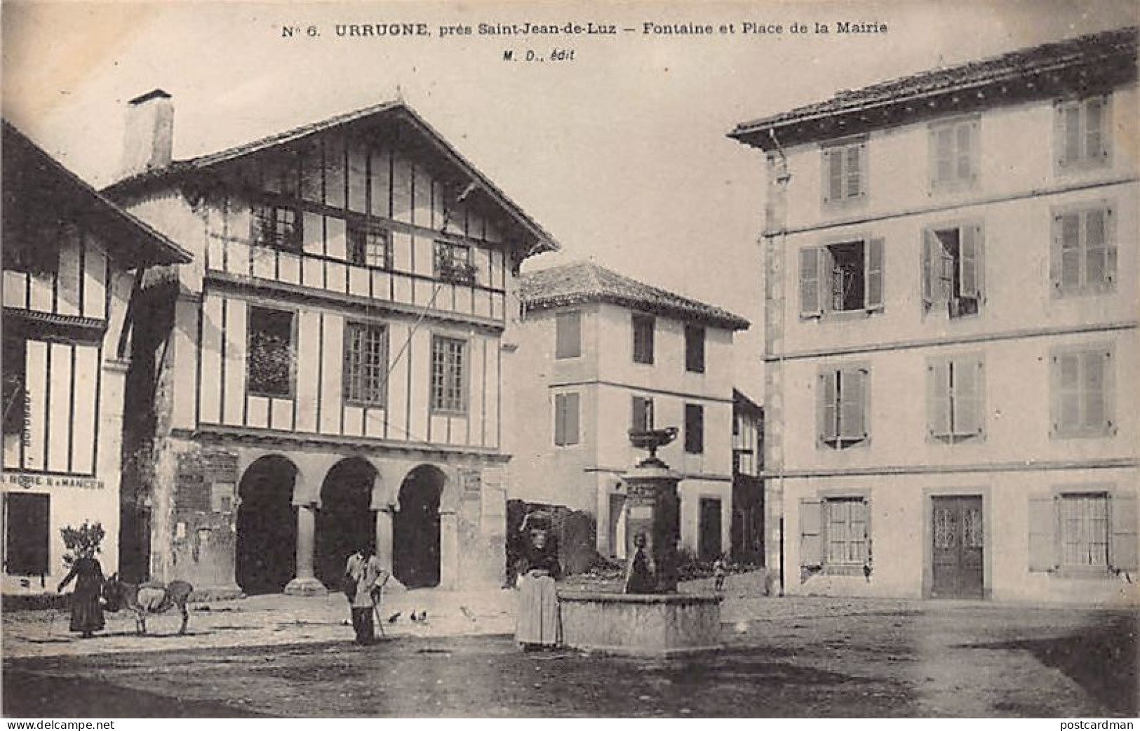 URRUGNE (64) Fontaine Et Place De La Mairie - Ed. M.D. 6 - Otros & Sin Clasificación