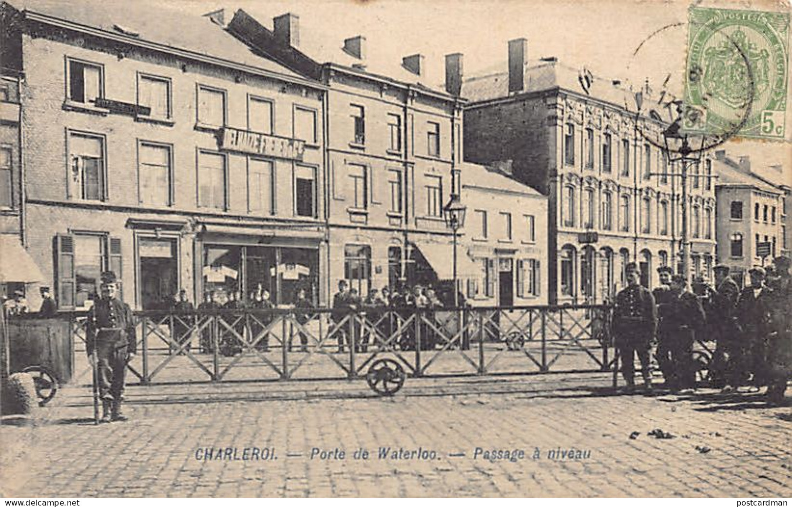 Belgique - CHARLEROI (Hainaut) Porte De Waterloo - Passage à Niveau - Magasin Delhaize Frères & Co. - Charleroi