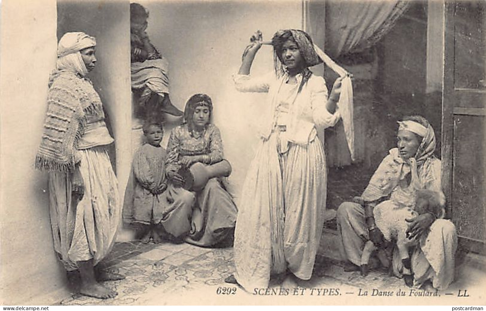 Algérie - La Danse Du Foulard - Ed. Lévy L.L. 6292 - Femmes