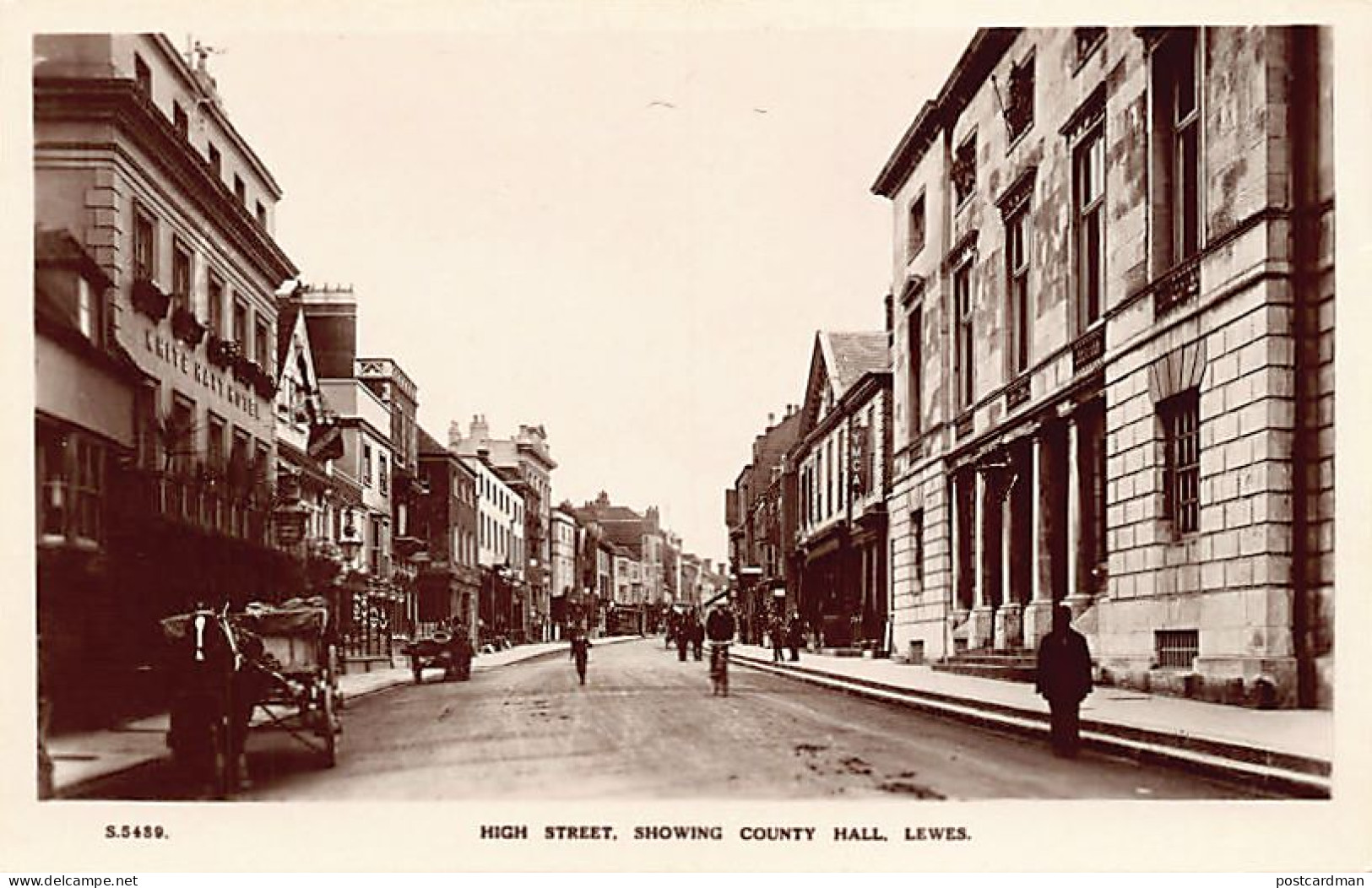 England - Sussex - LEWES High Street Showing County Hall - Altri & Non Classificati