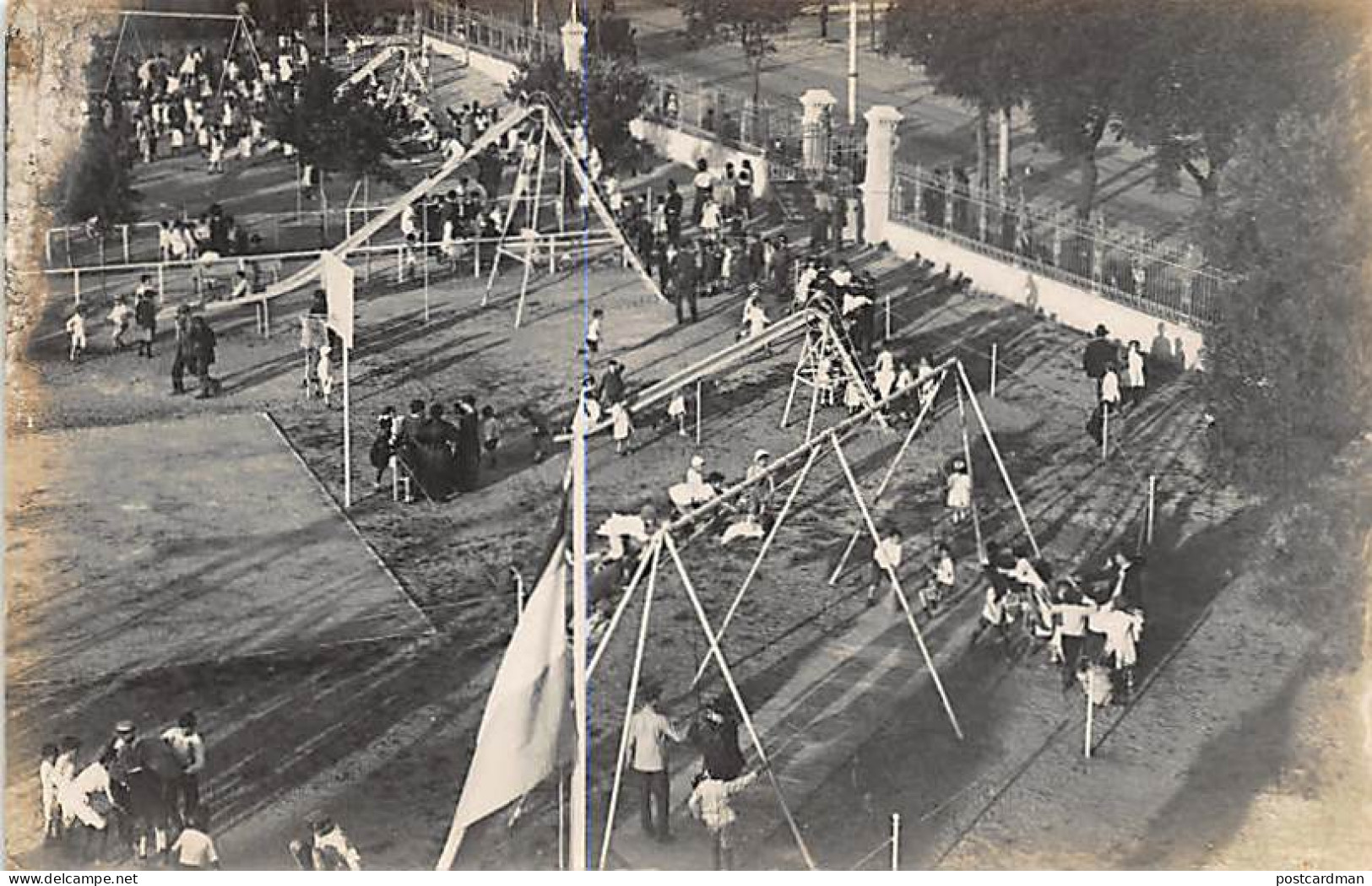 Uruguay - 1 - Vistas De Las Plazas De Deportes Y De Otras Actividades Fisicas Que Se Realizan Bajo La Superintendencia D - Uruguay