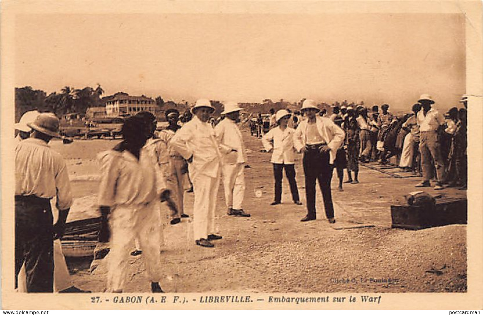 Gabon - LIBREVILLE - Embarquement Sur Le Wharf - Ed. C. L. Fouladou 27 - Gabón