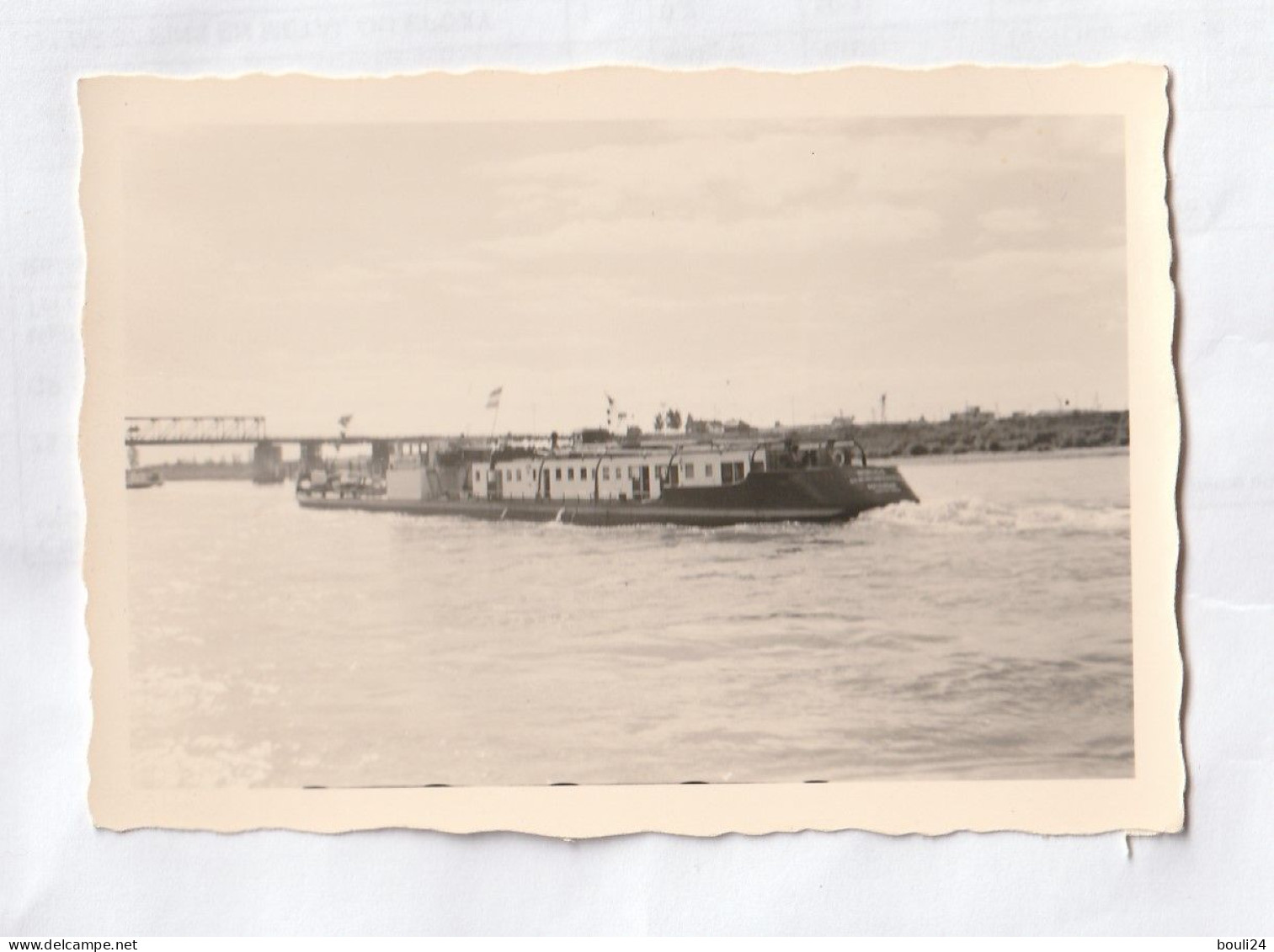 PHOTO 9 X 7  BATEAU HOLLANDAIS DE CROISIERE AVEC CABINES     NAVIGUANT SUR LE RHIN - Autres & Non Classés