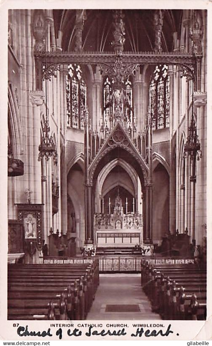 WIMBLEDON - Interior Catholic Church - London Suburbs