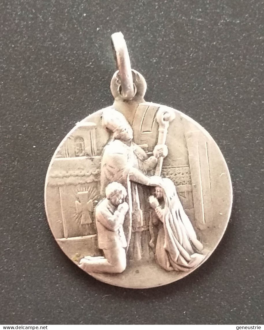 Pendentif Médaille Religieuse Début XXe Argent 800 "Souvenir De Communion" Religious Medal - Religión & Esoterismo