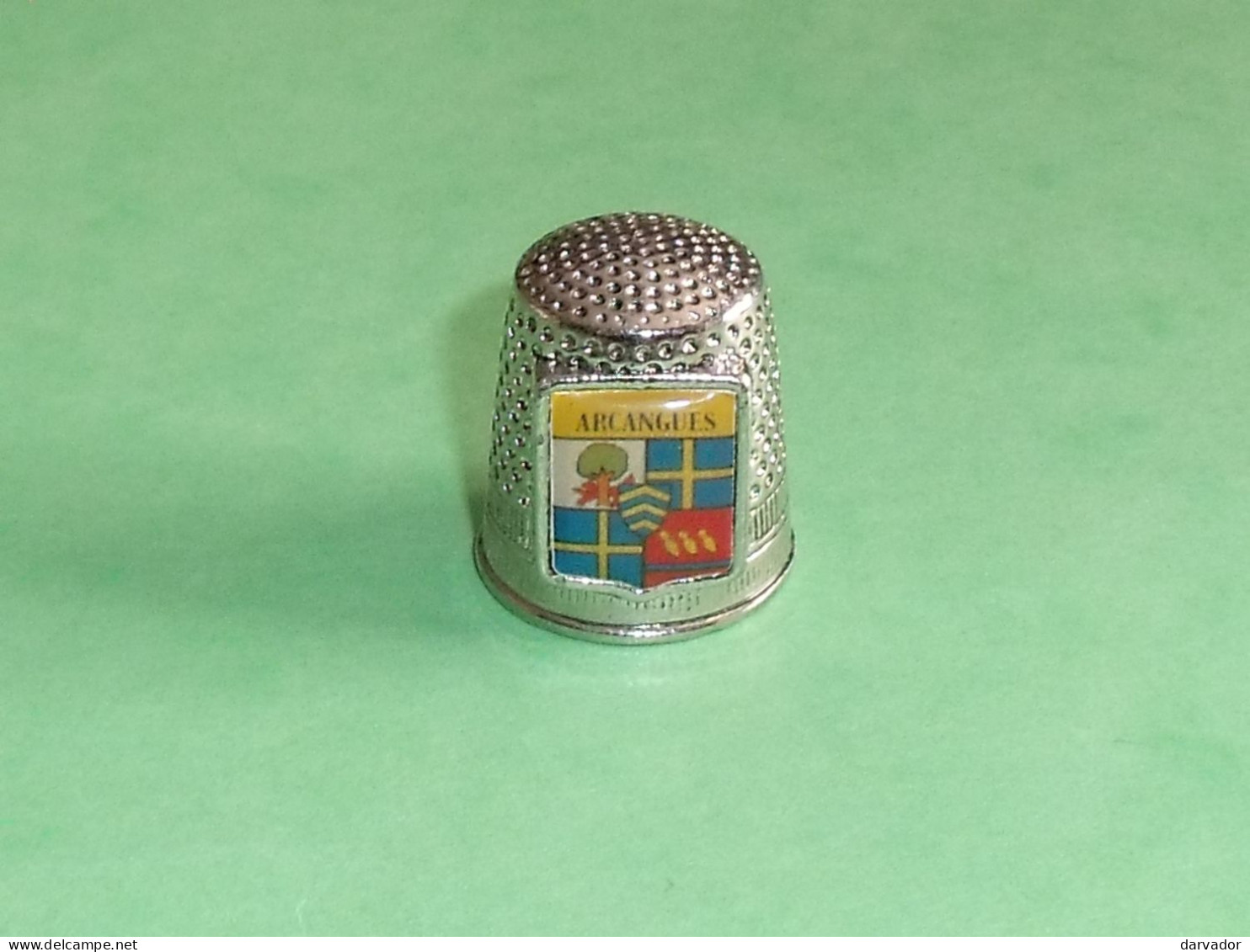 TB110D / Dé /Dés à Coudre / Etranger : Arcangues  ( Métal ) - Thimbles