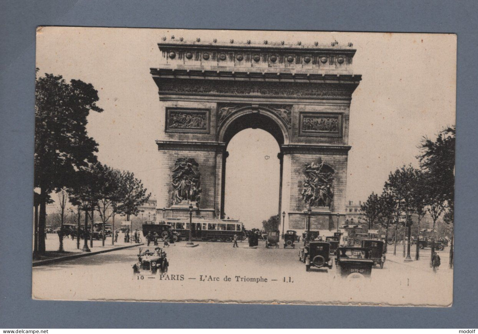 CPA - 75 - Paris - L'Arc De Triomphe - Animée - Non Circulée - Arc De Triomphe