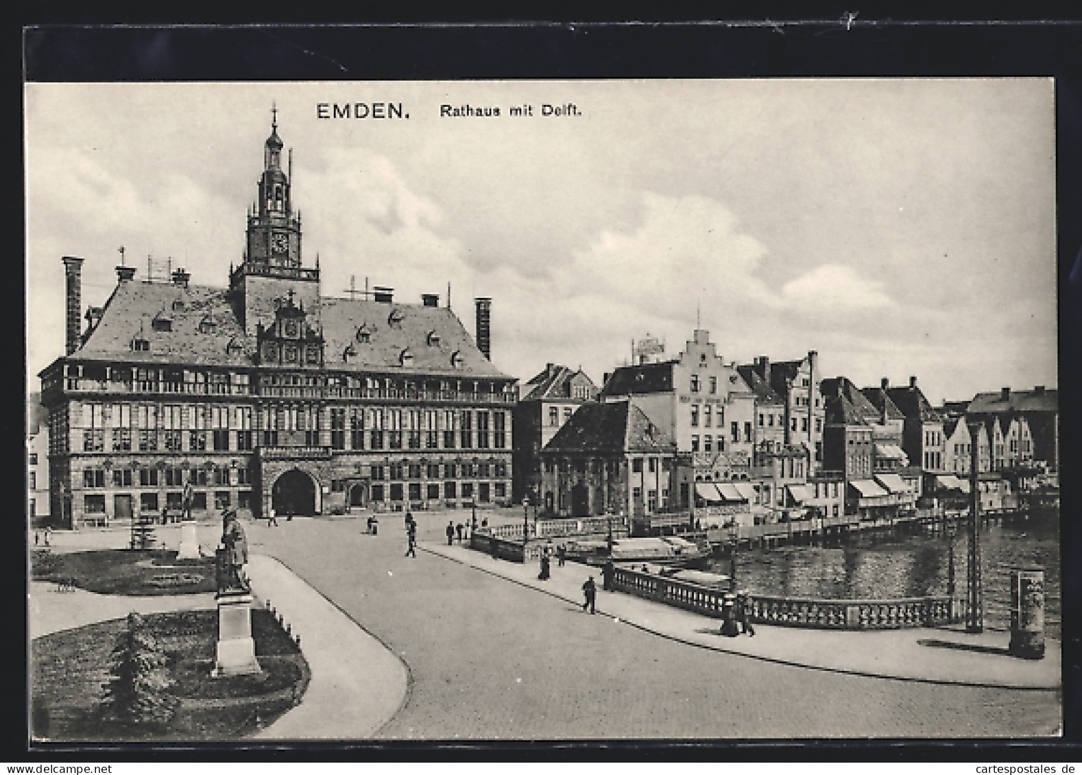 AK Emden / Ostfr., Rathaus Mit Delft  - Emden