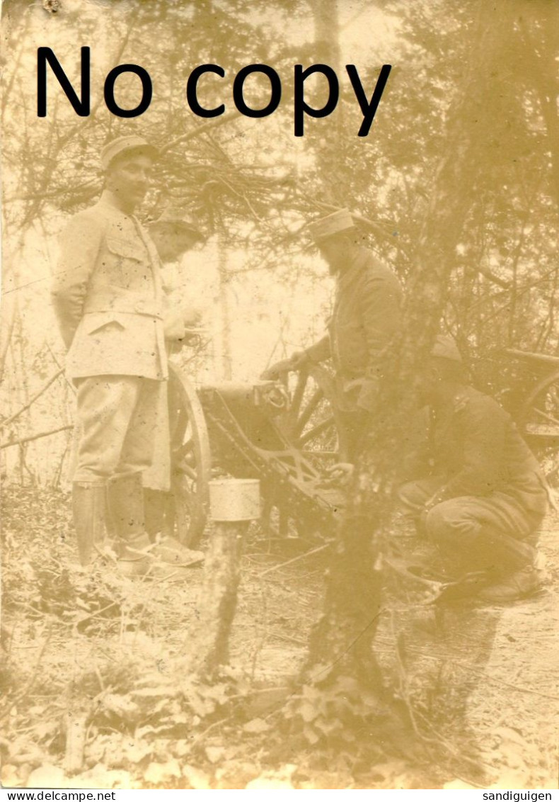 PHOTO FRANCAISE - ARTILLEURS ET CANON DE MONTAGNE AU BOIS D'AILLY PRES DE SAINT MIHIEL MEUSE - GUERRE 1914 1918 - Krieg, Militär