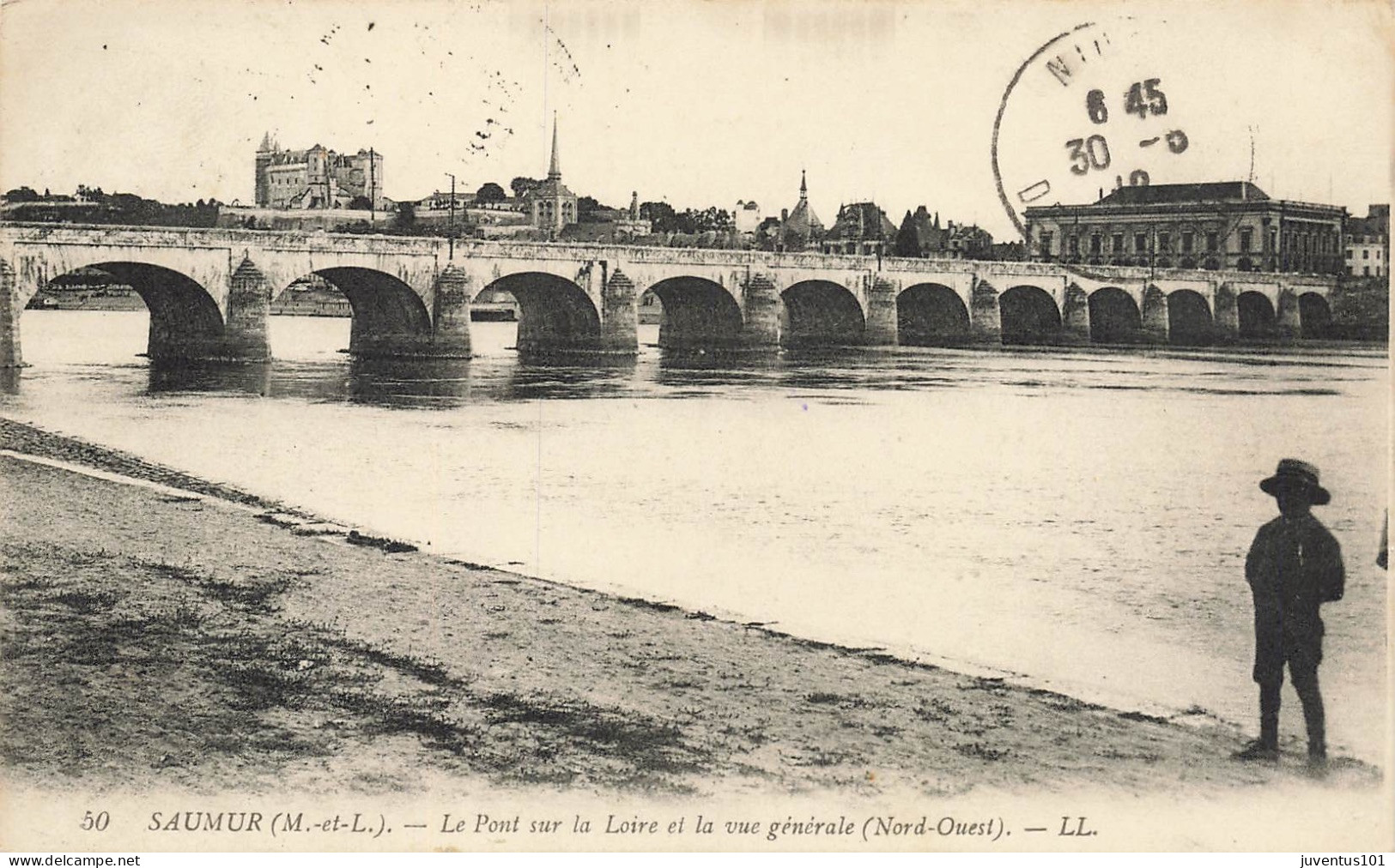 CPA Saumur-Le Pont Sur La Loire Et La Vue Générale-50-Timbre       L2882 - Saumur