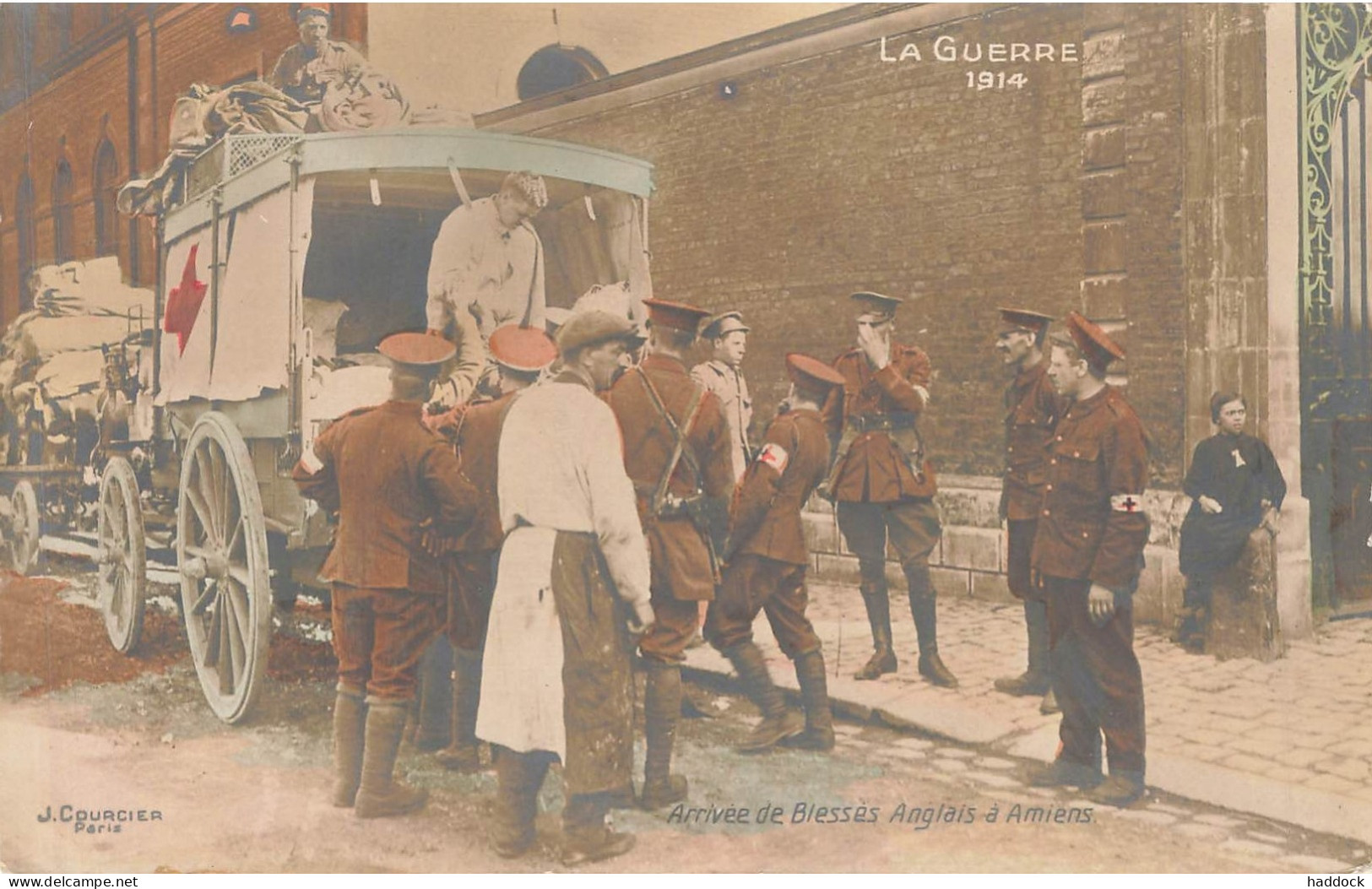 AMIENS : LA GUERRE 1914 - ARRIVEE DE BLESSES ANGLAIS - Amiens