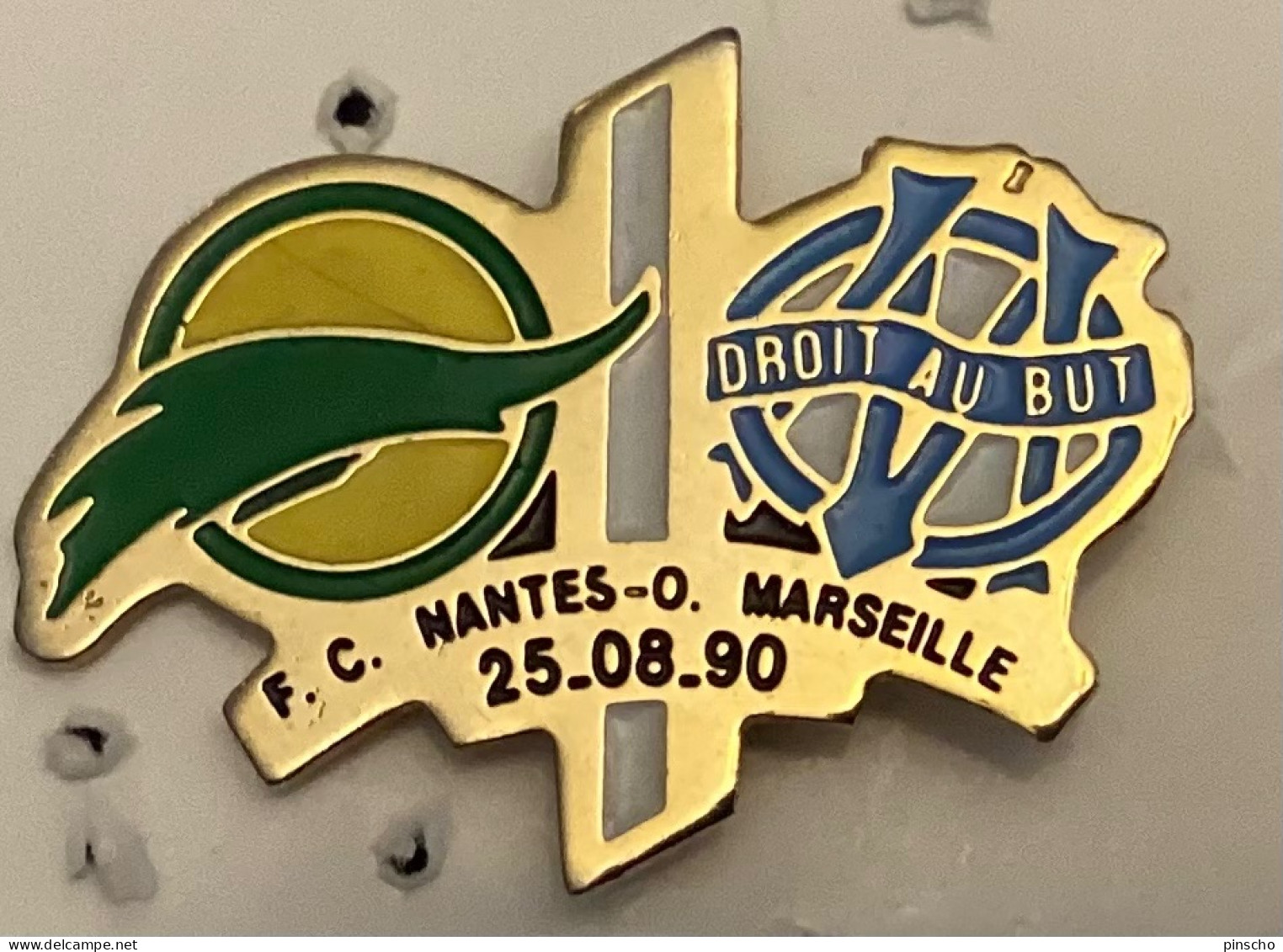 Pin S FOOT NANTES MARSEILLE 25 8 90 - Voetbal