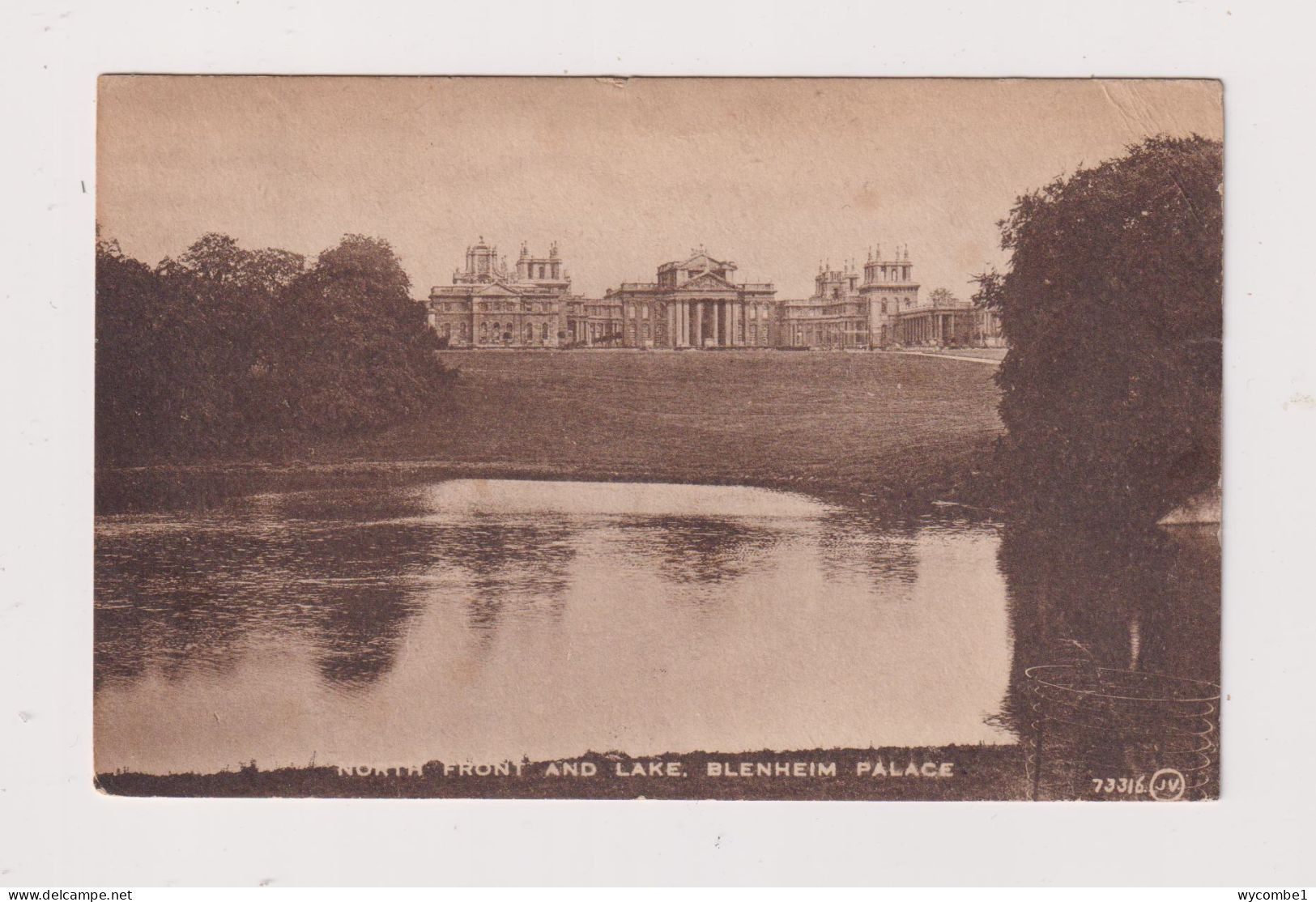 ENGLAND -  Blenheim Palace North Front And Lake Used Vintage Postcard - Autres & Non Classés
