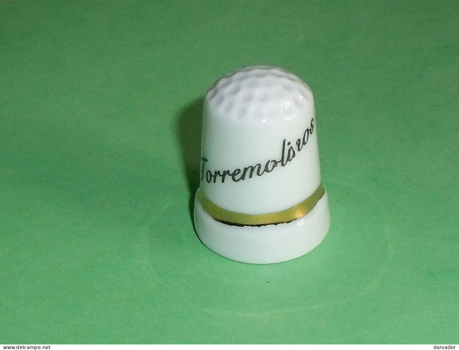 TB110G / Dé /Dés à Coudre / Etranger : Forremolisos - Thimbles