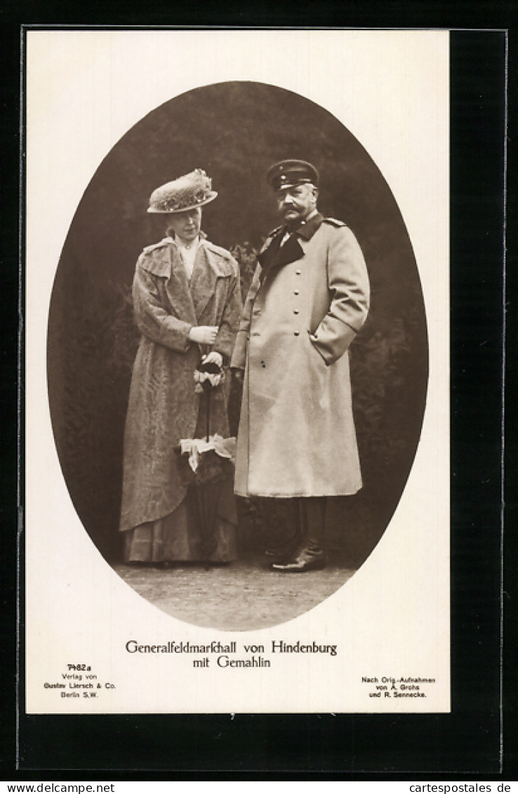 AK Paul Von Hindenburg, Der Generalfeldmarschall Gemeinsam Mit Seiner Gemahlin  - Personnages Historiques
