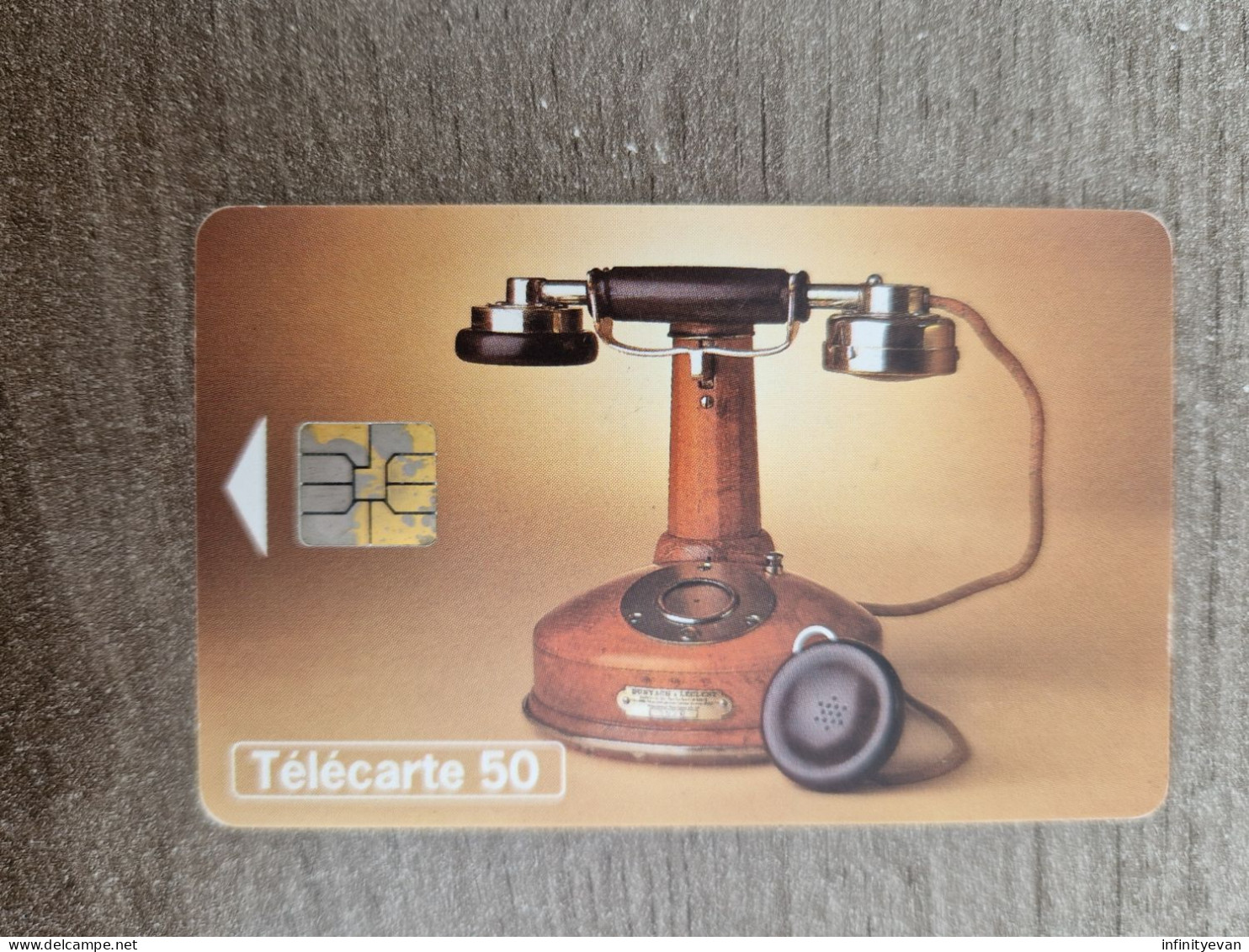 TELEPHONE 19 DECKERT VARIETE PUCE TACHETÉE - Variétés