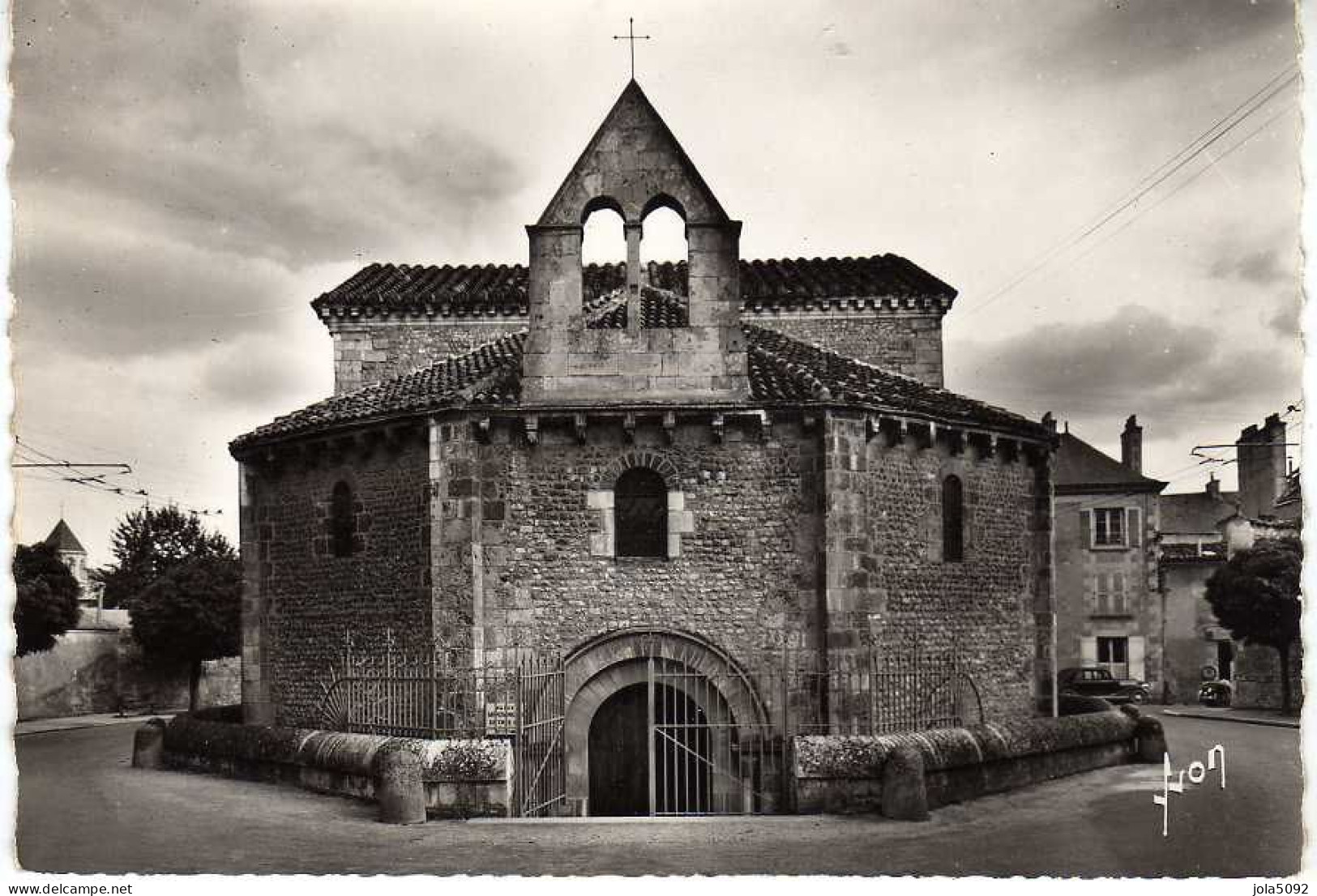 86 - POITIERS - Le Baptistère Saint-Jean - Poitiers