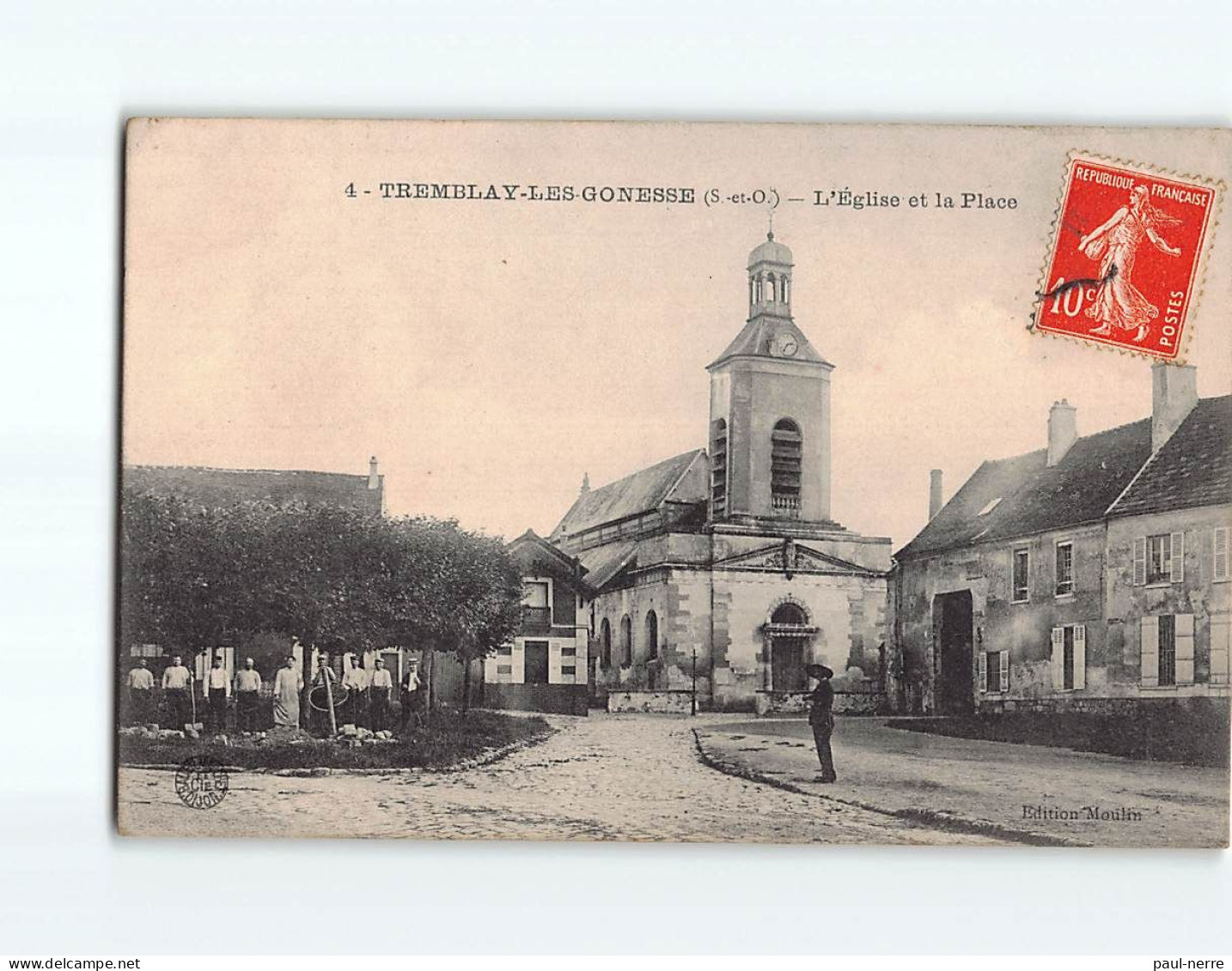 TREMBLAY LES GONESSE : L'Eglise Et La Place - état - Tremblay En France