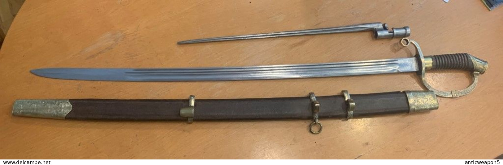 Russie. Sabre De Dragon à Baïonnette (C35) - Armas Blancas