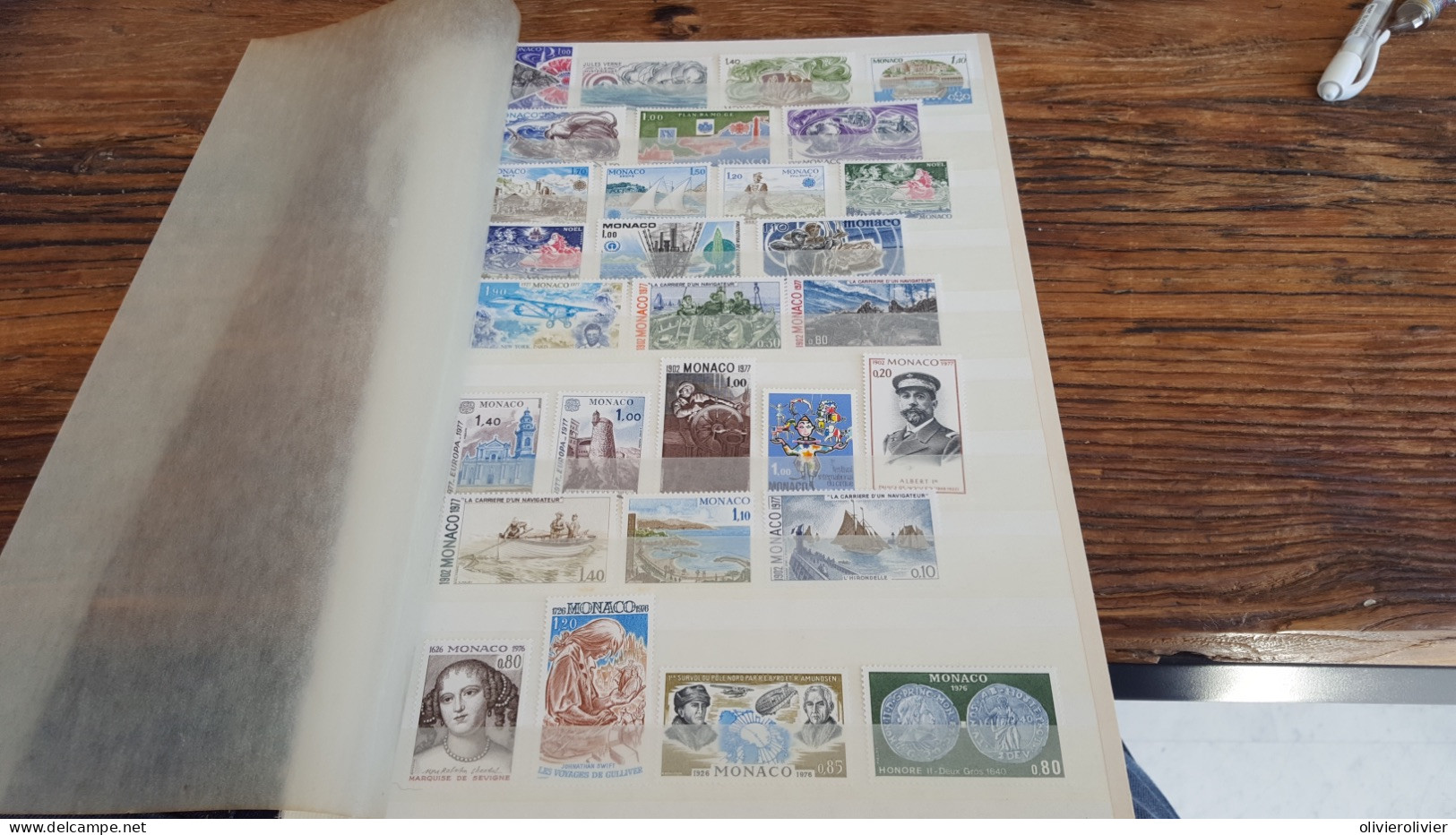 REF A2563 MONACO NEUF** BLOC - Collections, Lots & Series