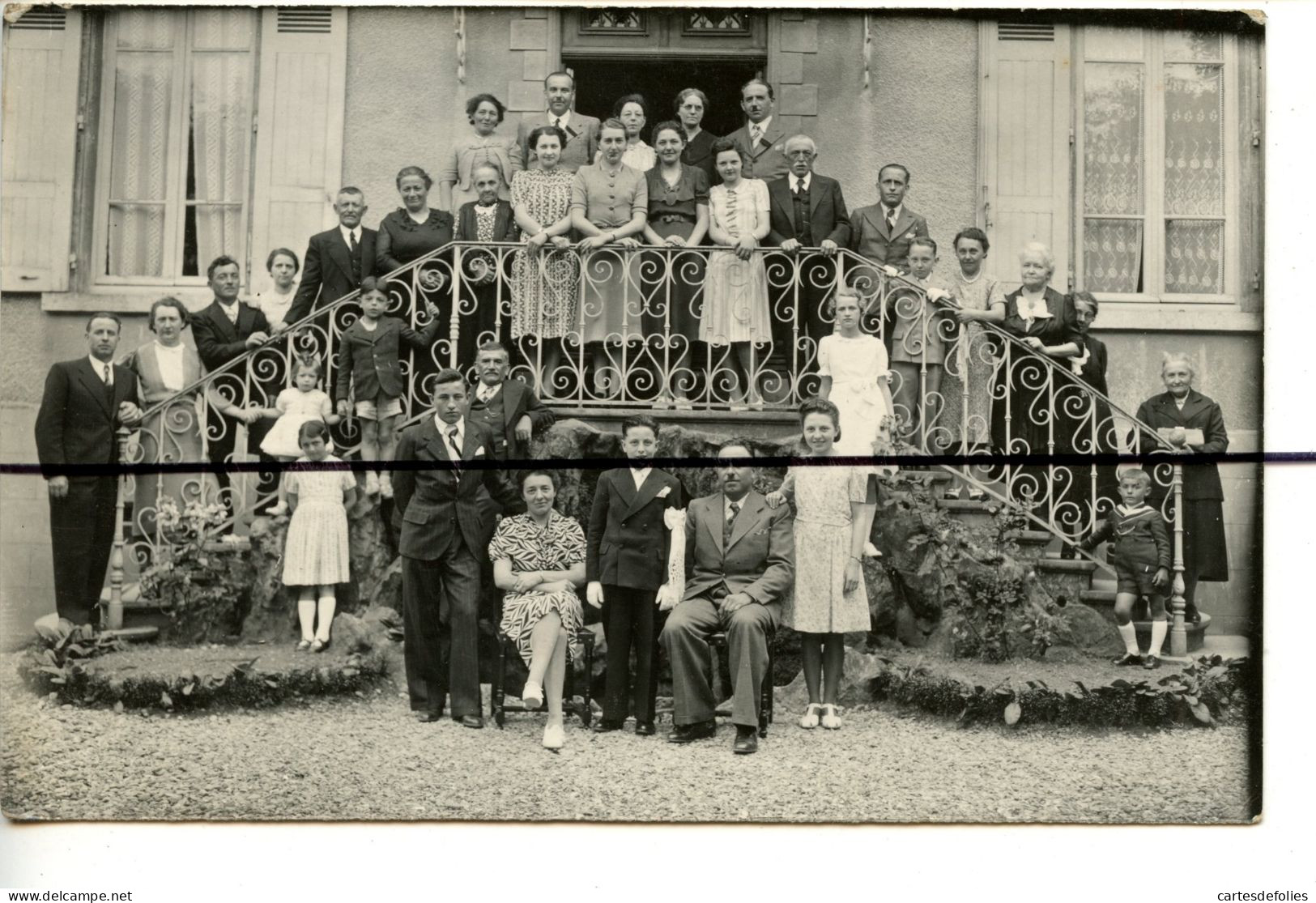 Carte Photo . CPA . D38. Cessieu . La Famille MOLARD Qui Posent Pour La Photo - Sonstige & Ohne Zuordnung