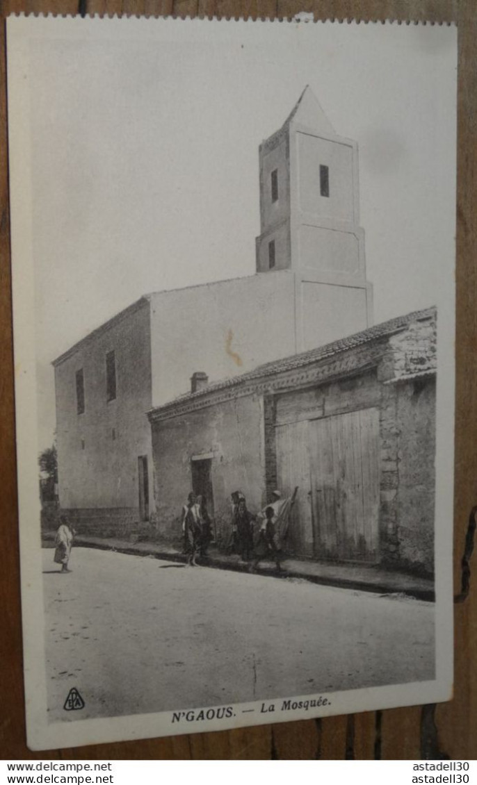 ALGERIE : N'GAOUS : La Mosquée  ............ AP-15021 - Otros & Sin Clasificación