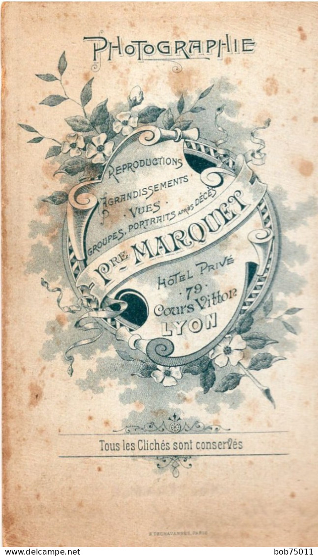 Photo CDV D'un Petit  Garcon élégant Habillée En Zouave Posant Dans Un Studio Photo A Lyon - Old (before 1900)