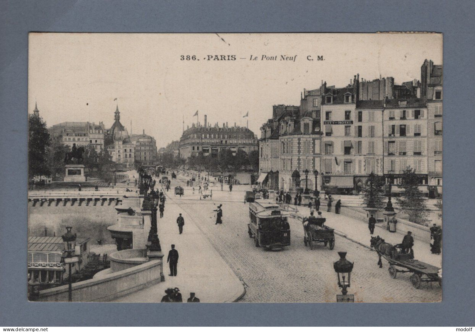 CPA - 75 - Paris - Le Pont Neuf - Animée - Circulée En 1915 - Bruggen