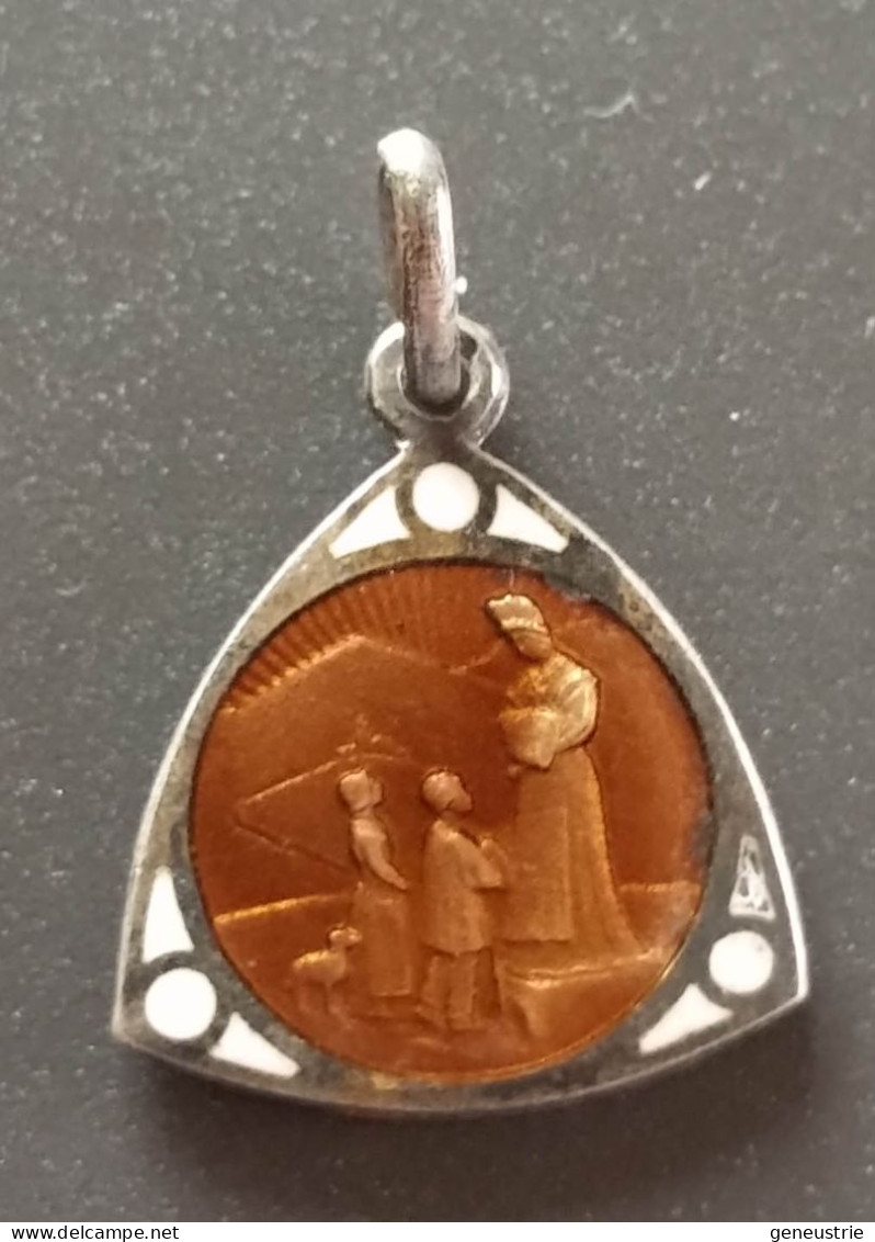 Pendentif Médaille Religieuse Argent 800 émaillé Années 30 "Notre-Dame De La Salette" Religious Medal - Religion & Esotérisme