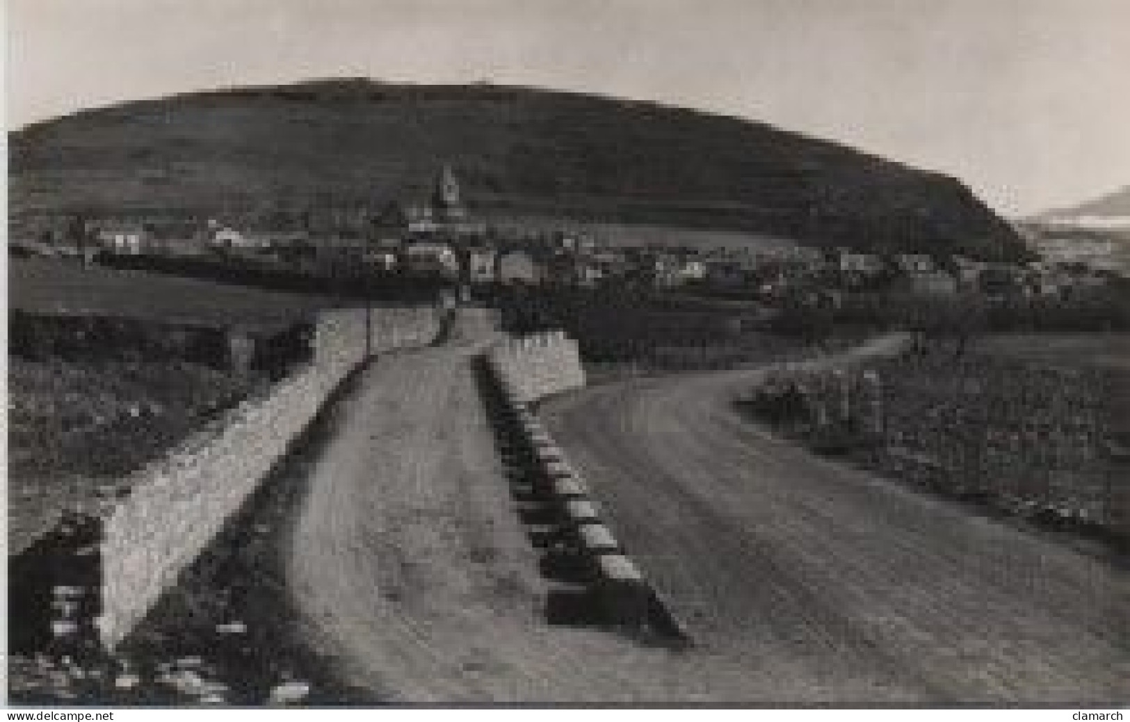 PYRENEES OREINTALes-Llivia-Entrée à La Ville Et Route Internationale - 2 - Otros & Sin Clasificación