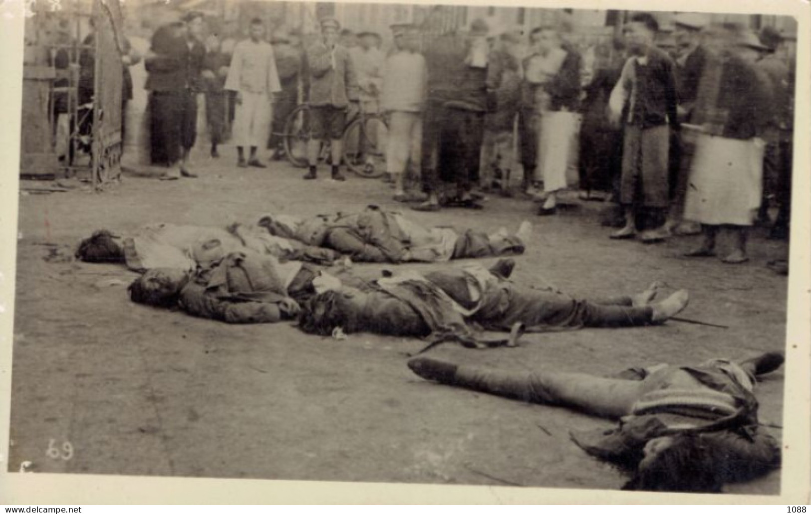 CHINE Carte Photo   (massacre) - Chine