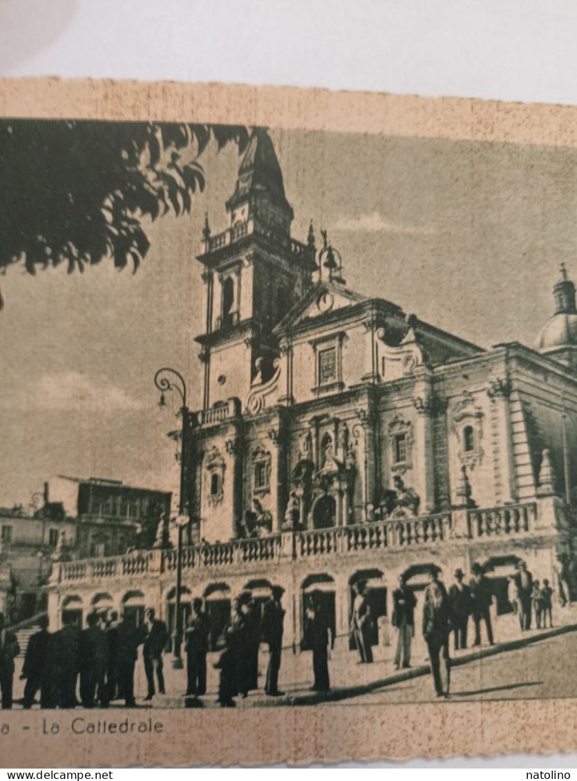 FG Anni 40 Ragusa La Cattedrale Animatissima - Ragusa