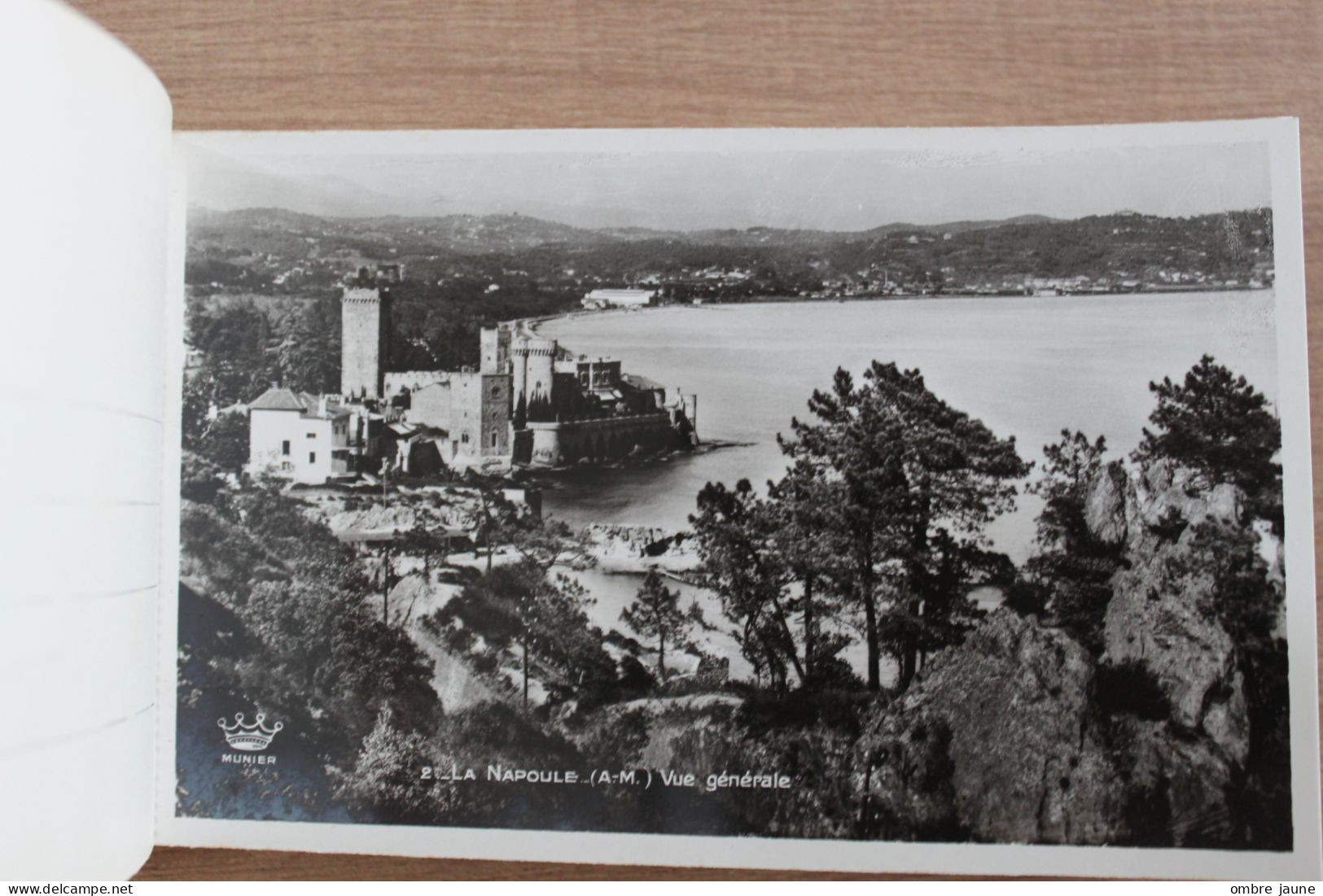 VM - 06 - 83 -carnet de 20 cartes de la cotes d'azur - cannes - nice - villefranche - st raphael - Antheor - theoule....