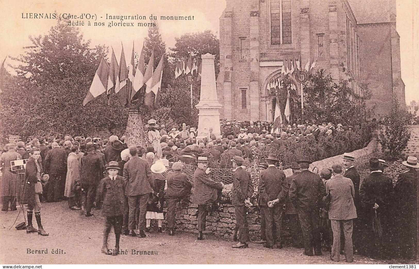 Liernais Inauguration Du Monument Dedie A Nos Glorieux Morts - Other & Unclassified