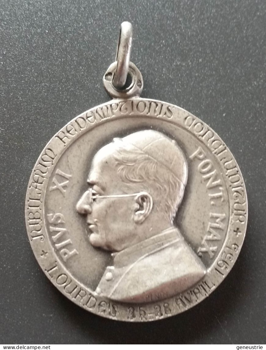 Beau Médaillon Pendentif Médaille Religieuse Argent 800 Début XXe "Pape Pie XI / Sanctuaire De Lourdes - 1935" - Religión & Esoterismo