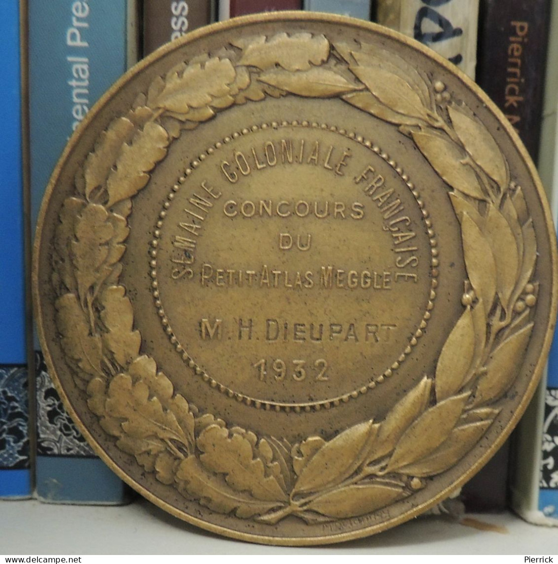 Médaille Semaine Coloniale Française Du Petit Atlas Français Megglé, Bronze, L. Desvignes 1932 - Professionals / Firms