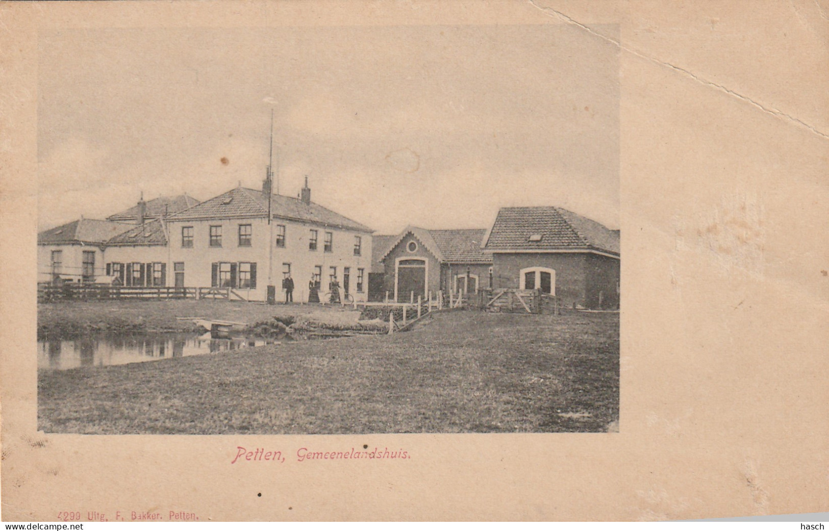 4934 15 Petten, Gemeenlandshuis. Rond 1900. (Rechtsboven Een Vouw Zie Achterkant)  - Other & Unclassified