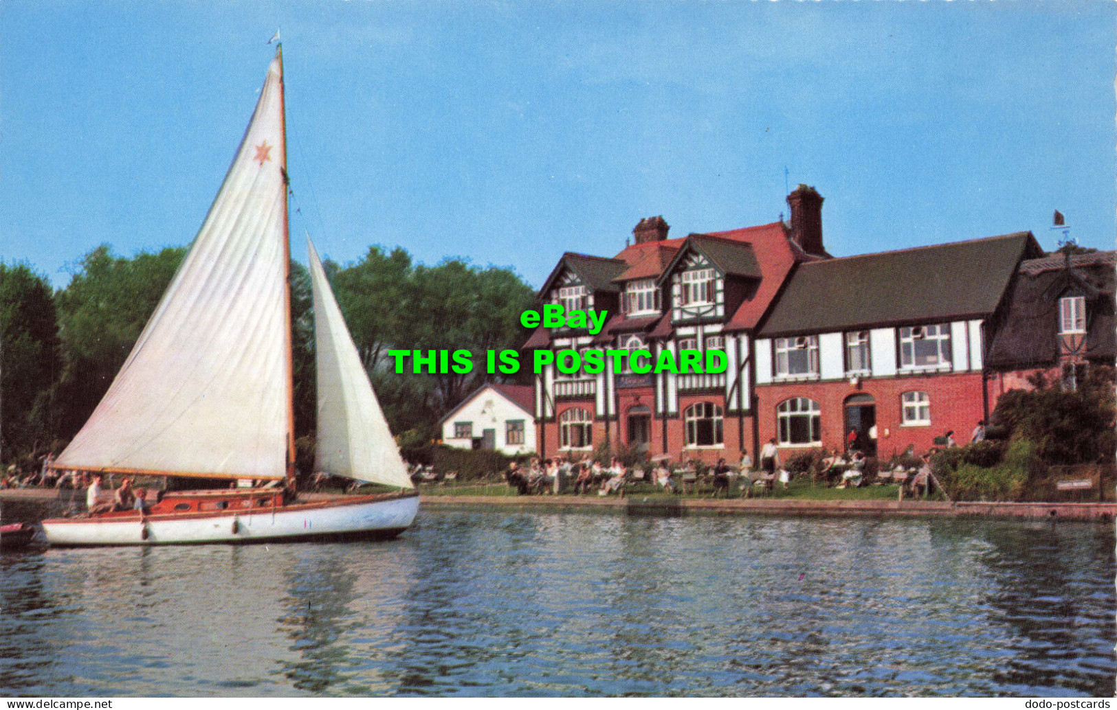 R572282 Swan Inn. Horning. Norfolk Broads. Natural Colour Series - Monde